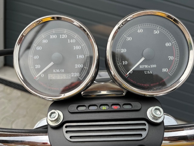 HARLEY-DAVIDSON XLH 1200 Sportster Ltd.-image-3