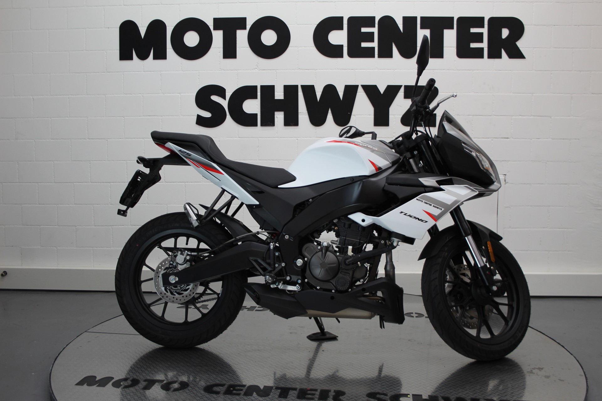 APRILIA Tuono 125