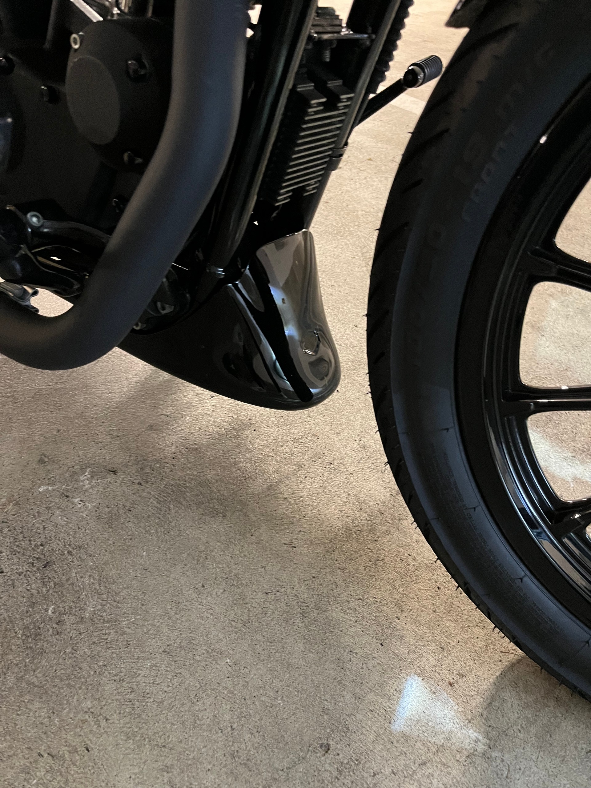 HARLEY-DAVIDSON XL 883 N Sportster Iron (25kW)-image-9