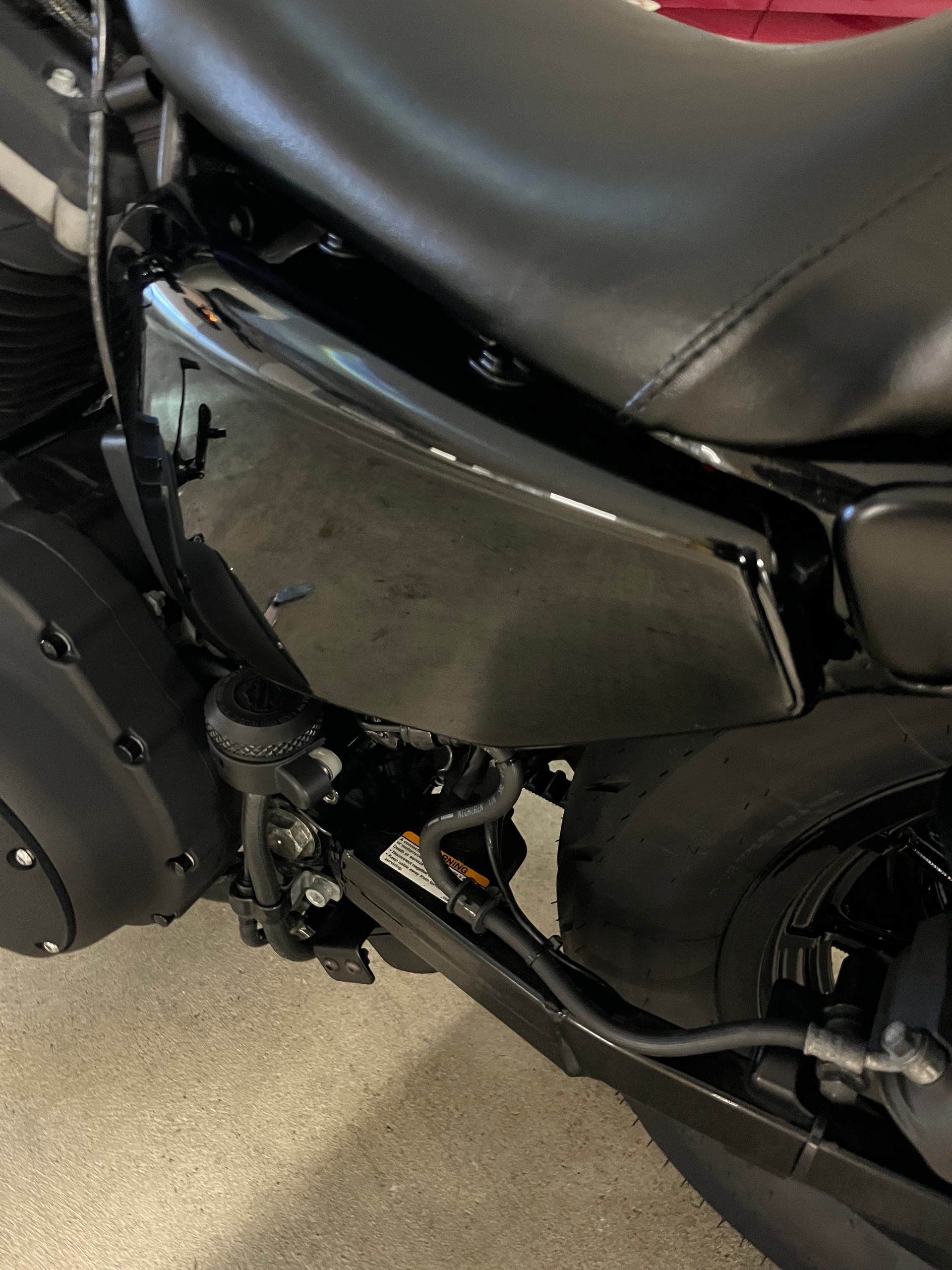 HARLEY-DAVIDSON XL 883 N Sportster Iron (25kW)-image-4