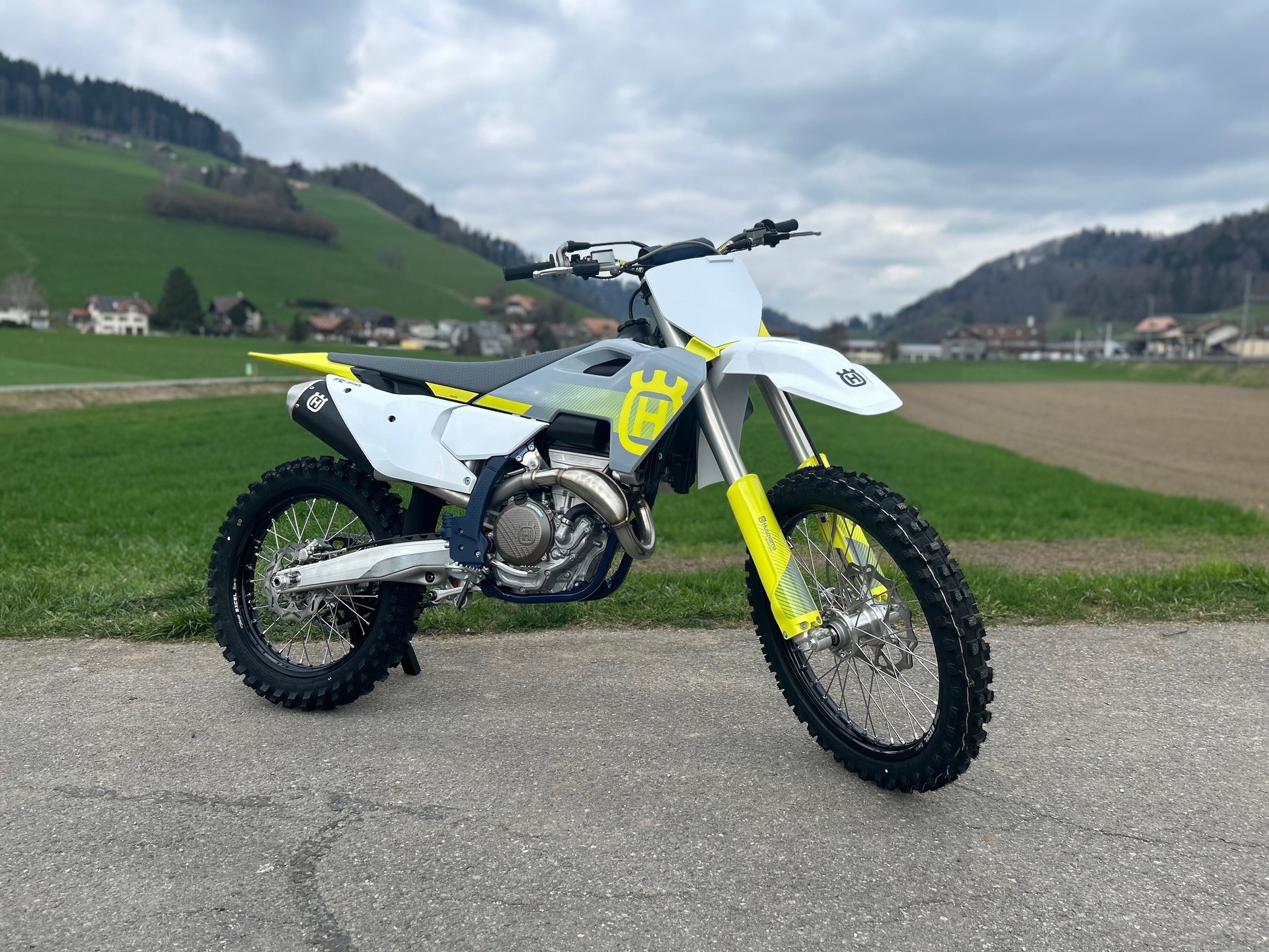 HUSQVARNA FC 350