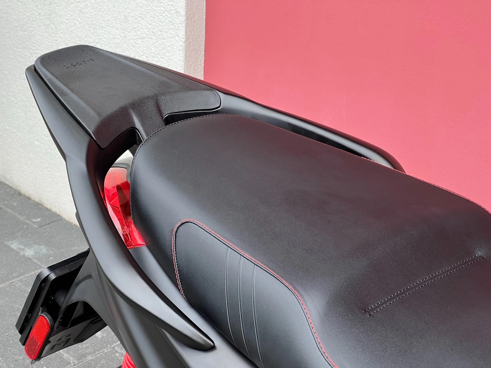 PIAGGIO Medley 125 Sport-showroom-element-1