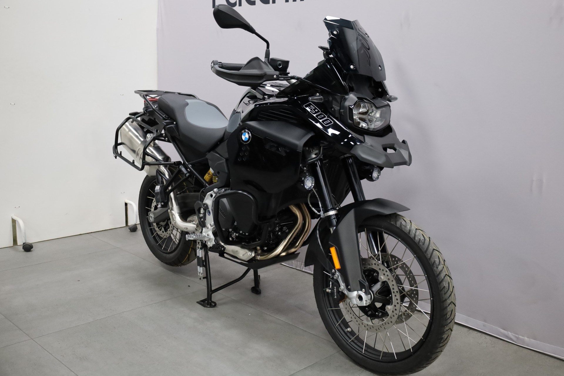 BMW F 900 GS Adventure-image-2