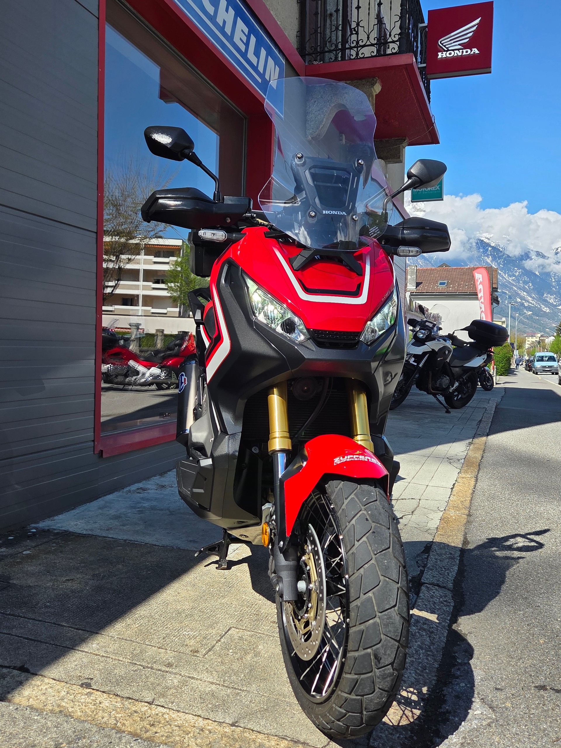 HONDA X-ADV 750 ABS