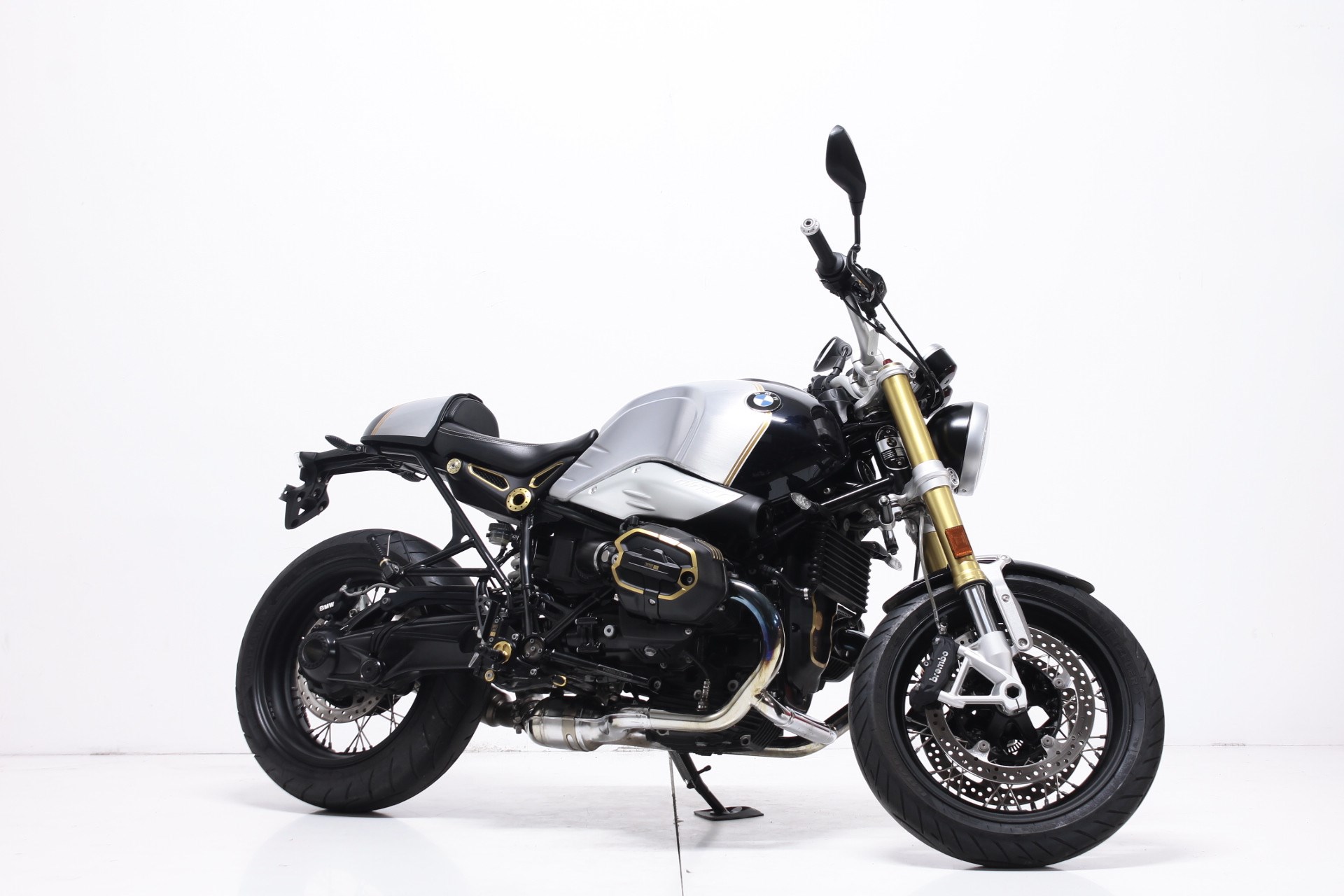BMW R nineT