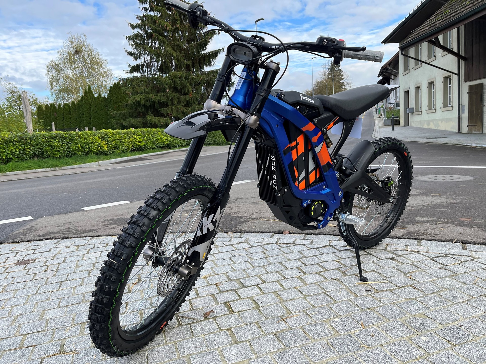 SUR-RON X Off Road-image-2
