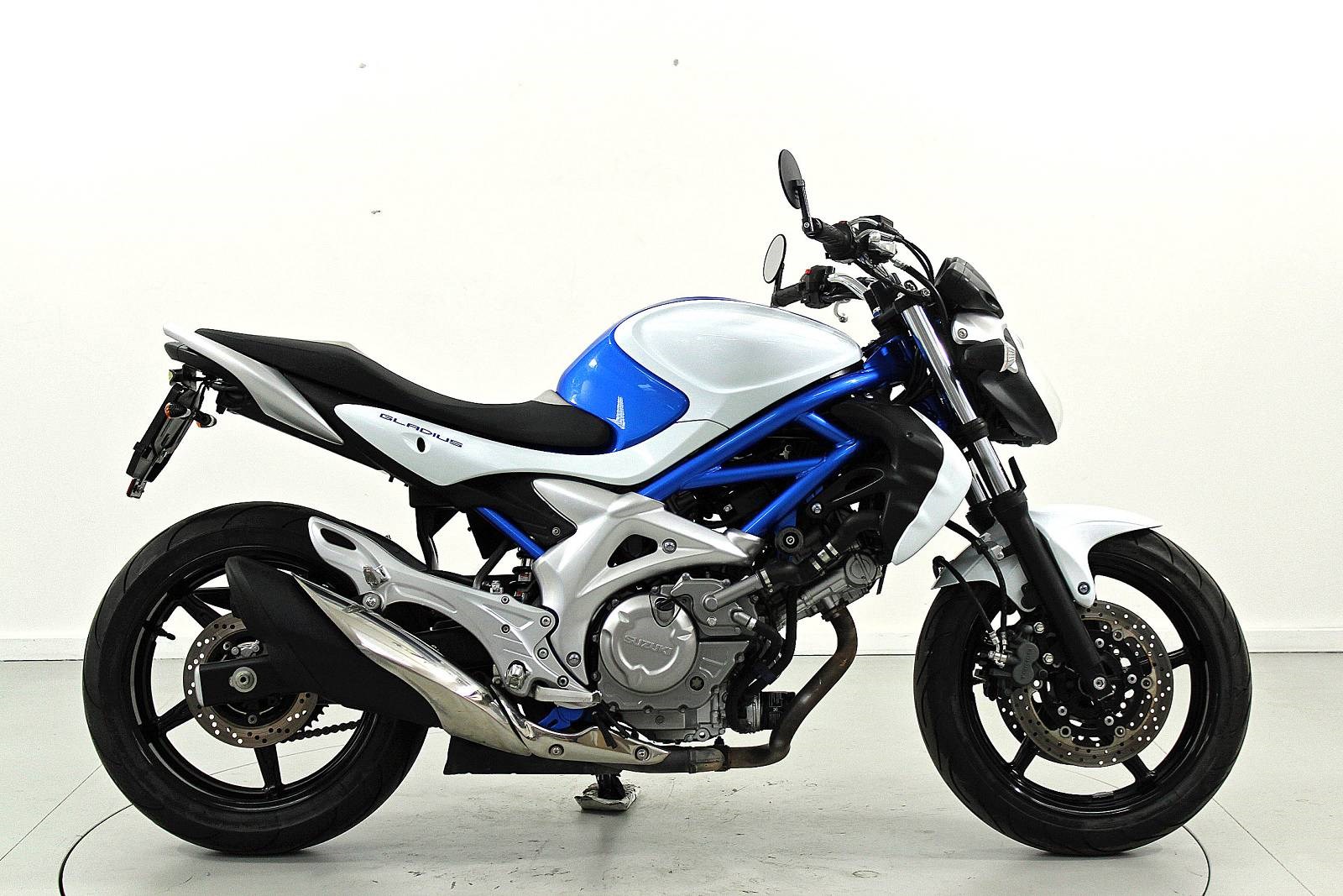 SUZUKI SFV 650 Gladius-showroom-element-3