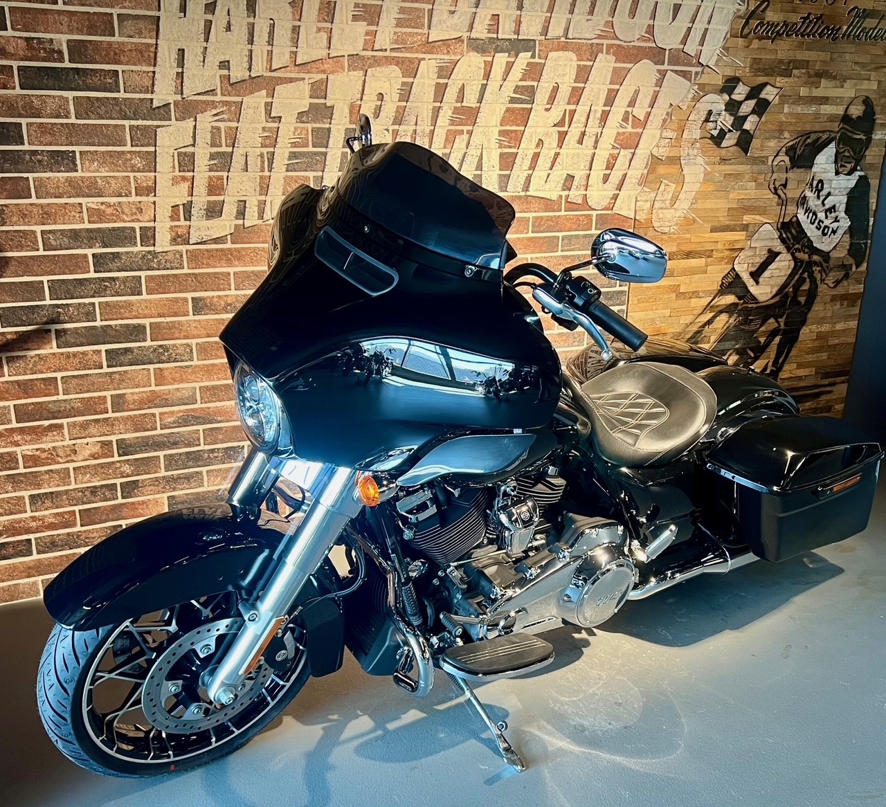 HARLEY-DAVIDSON FLHXS Street Glide Special 114-image-1