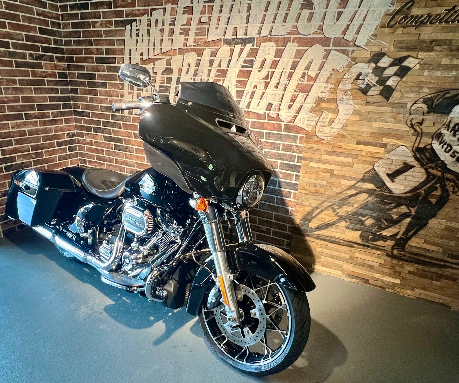HARLEY-DAVIDSON FLHXS Street Glide Special 114-image-3