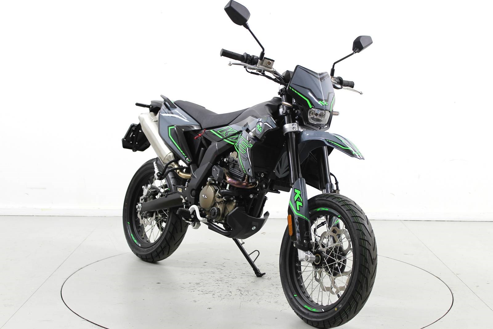 KL KXE 125 ABS-showroom-element-1