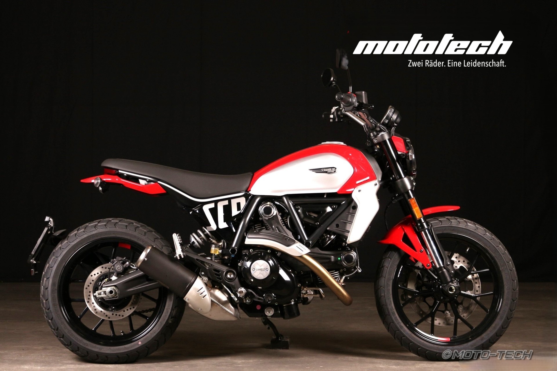 DUCATI Scrambler 803 Icon-showroom-element-1