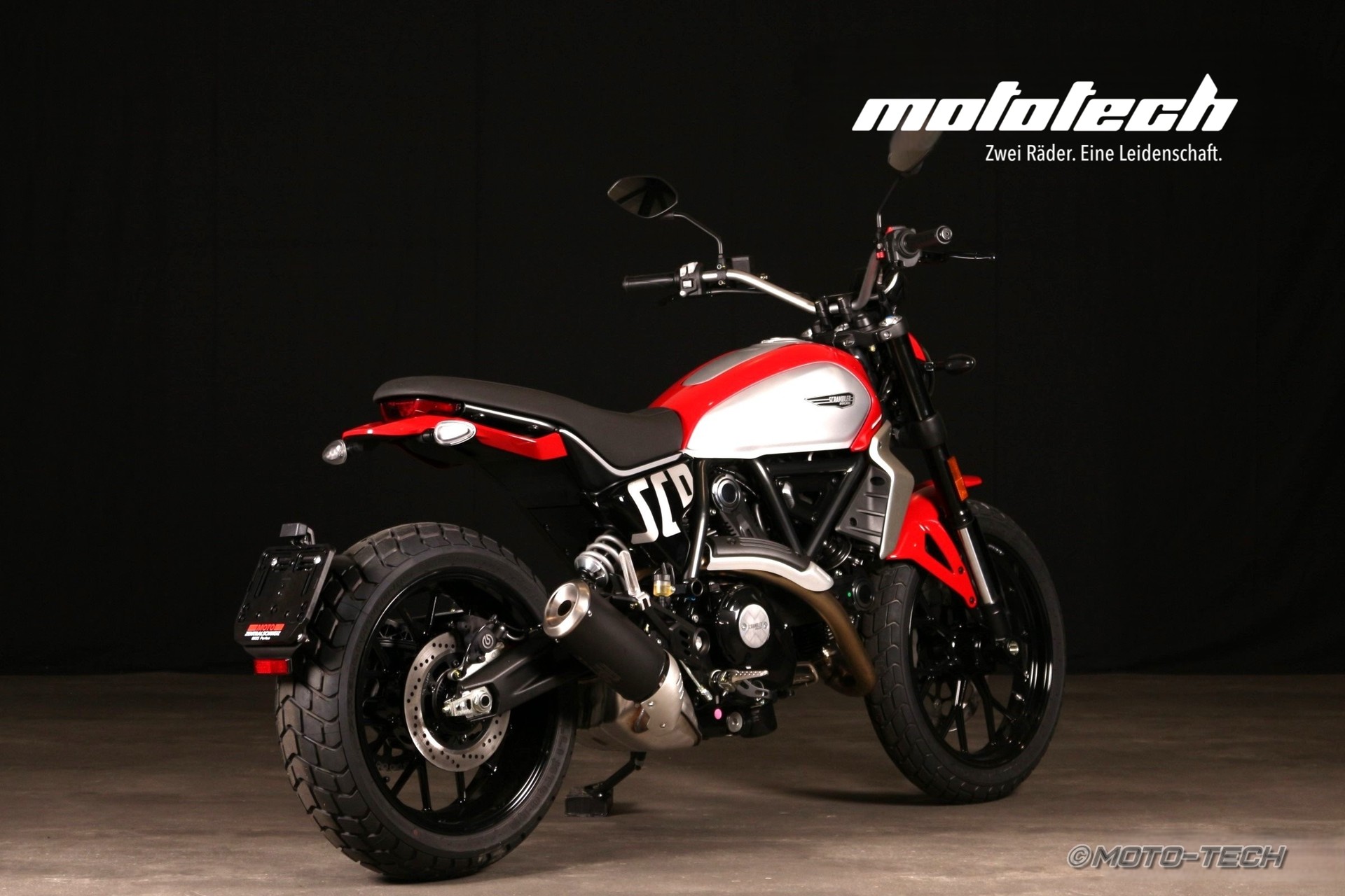 DUCATI Scrambler 803 Icon-showroom-element-2