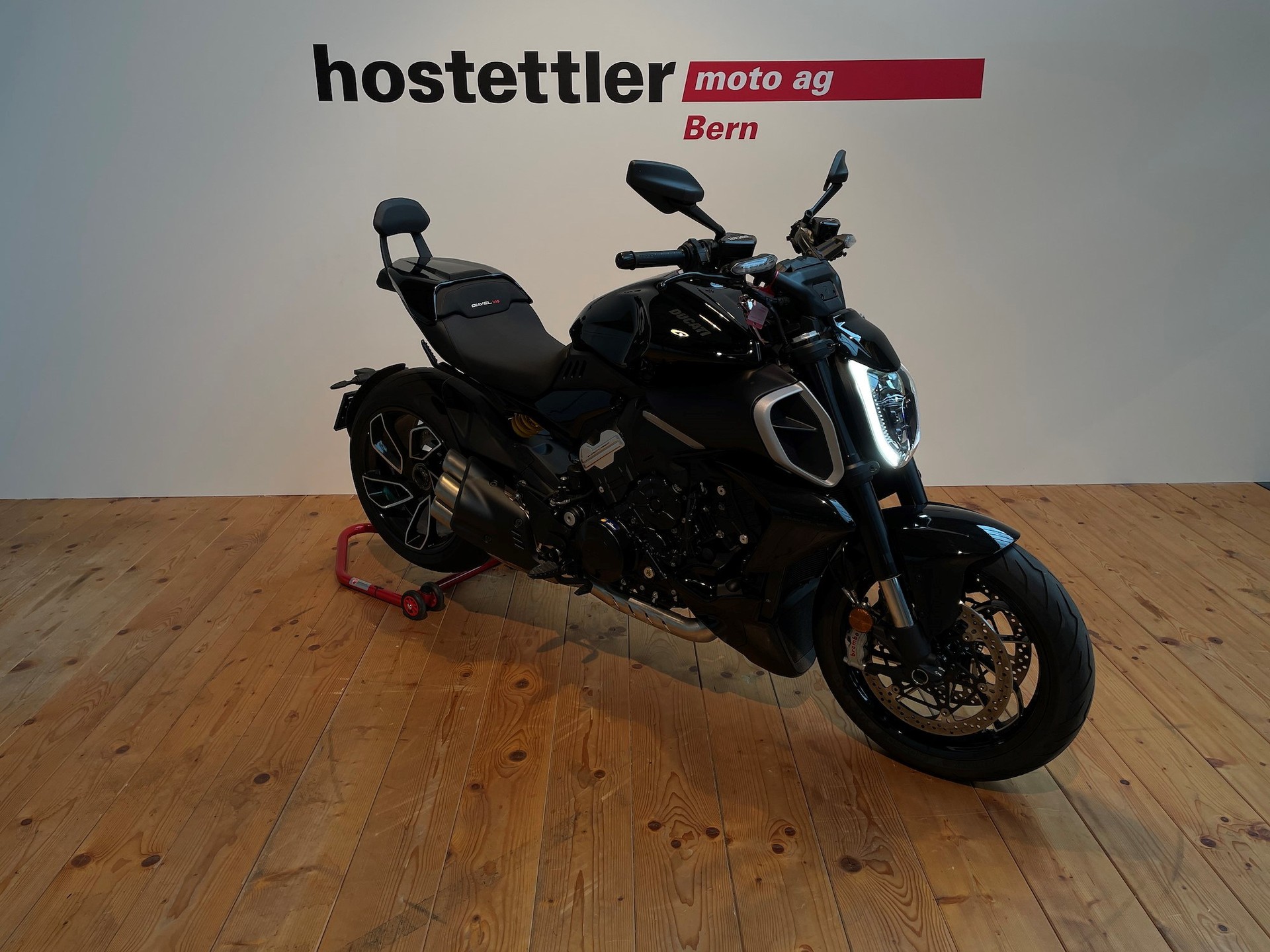 DUCATI DIAVEL V4 ABS