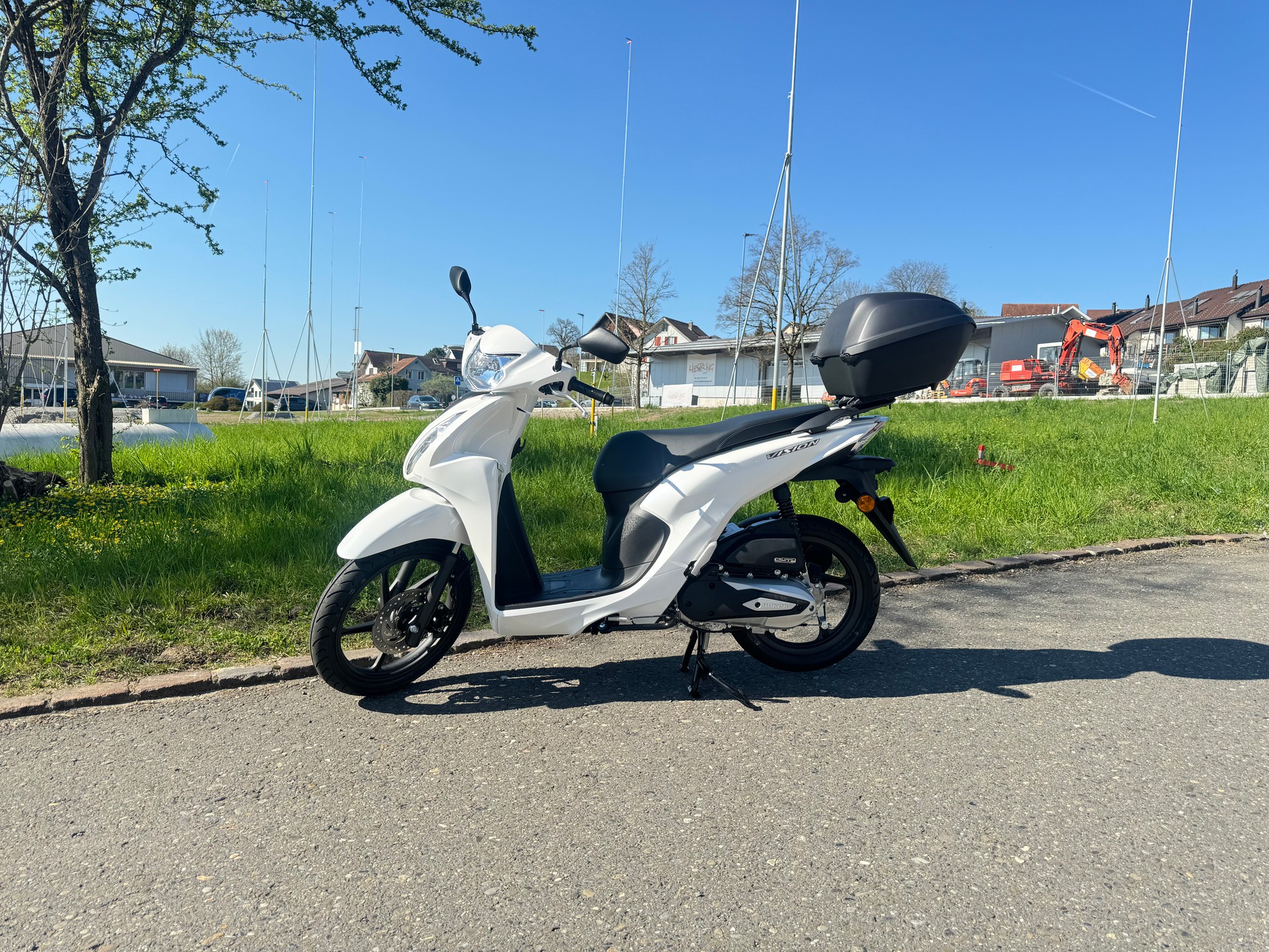 HONDA NSC Vision 110-showroom-element-1