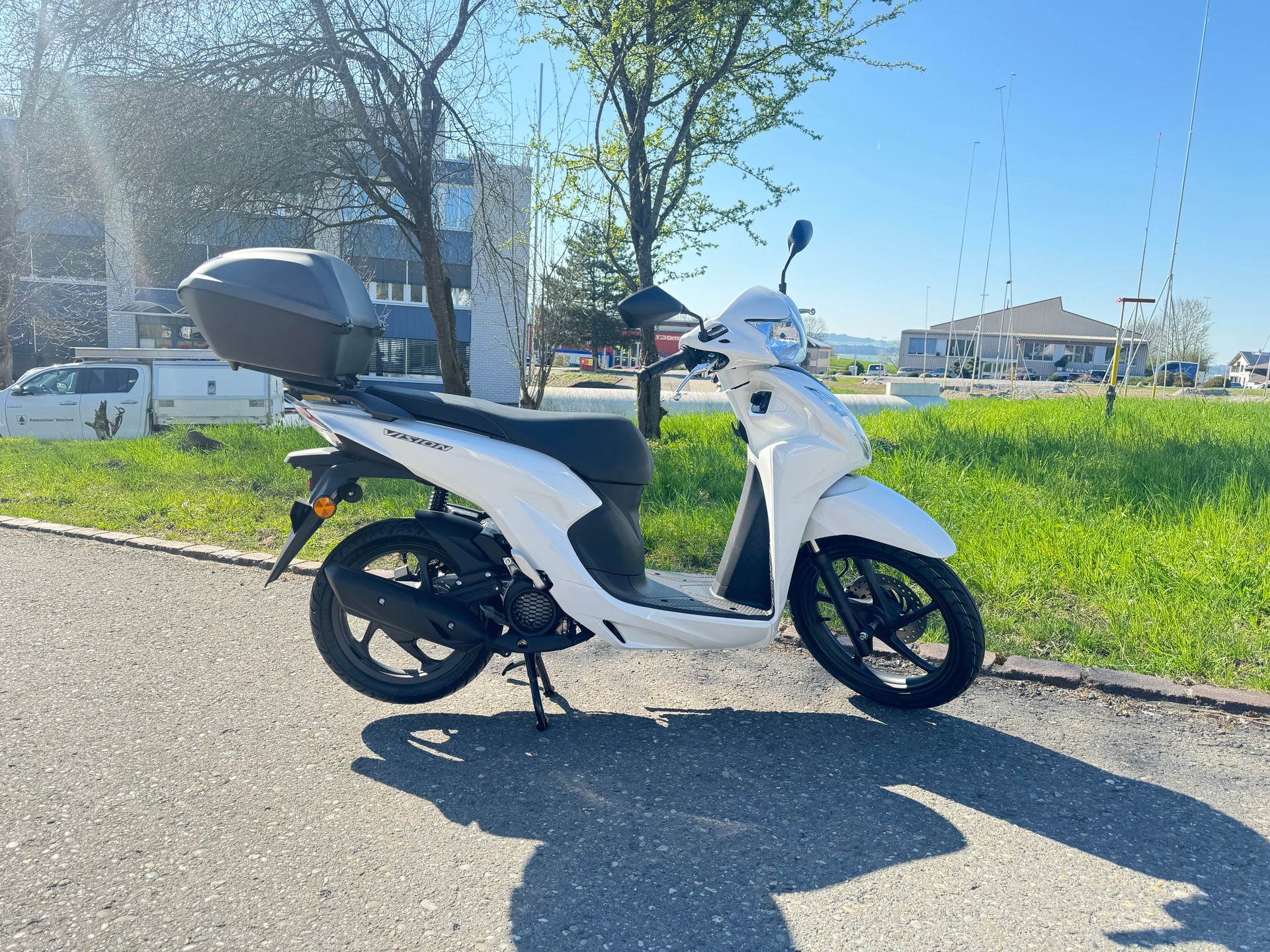 HONDA NSC Vision 110-showroom-element-3