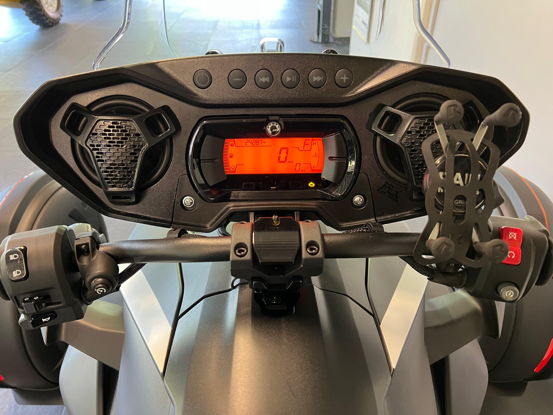 CAN-AM Ryker Sport Ace 900-image-8