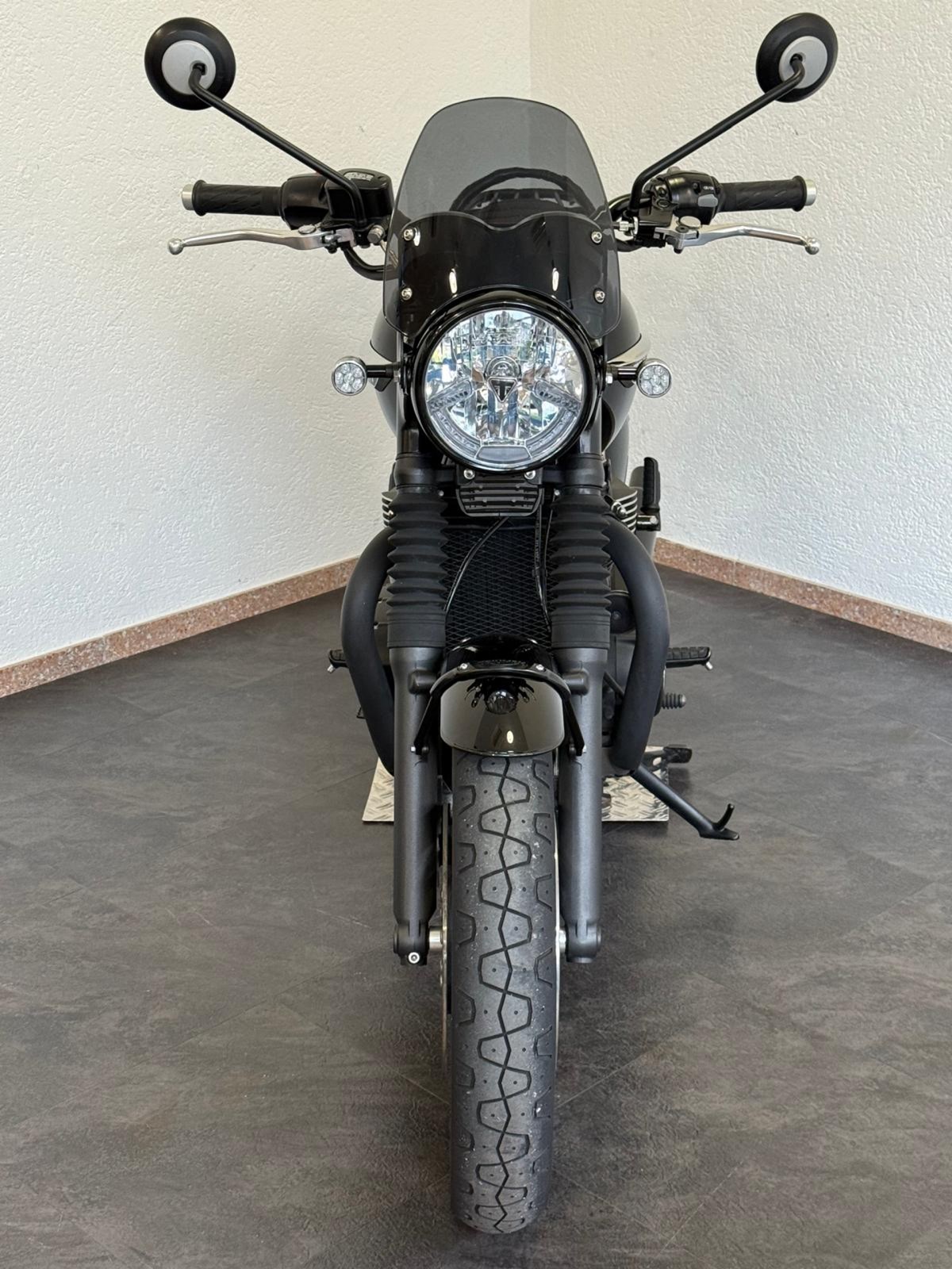 TRIUMPH Bonneville T120 Black Black-image-2