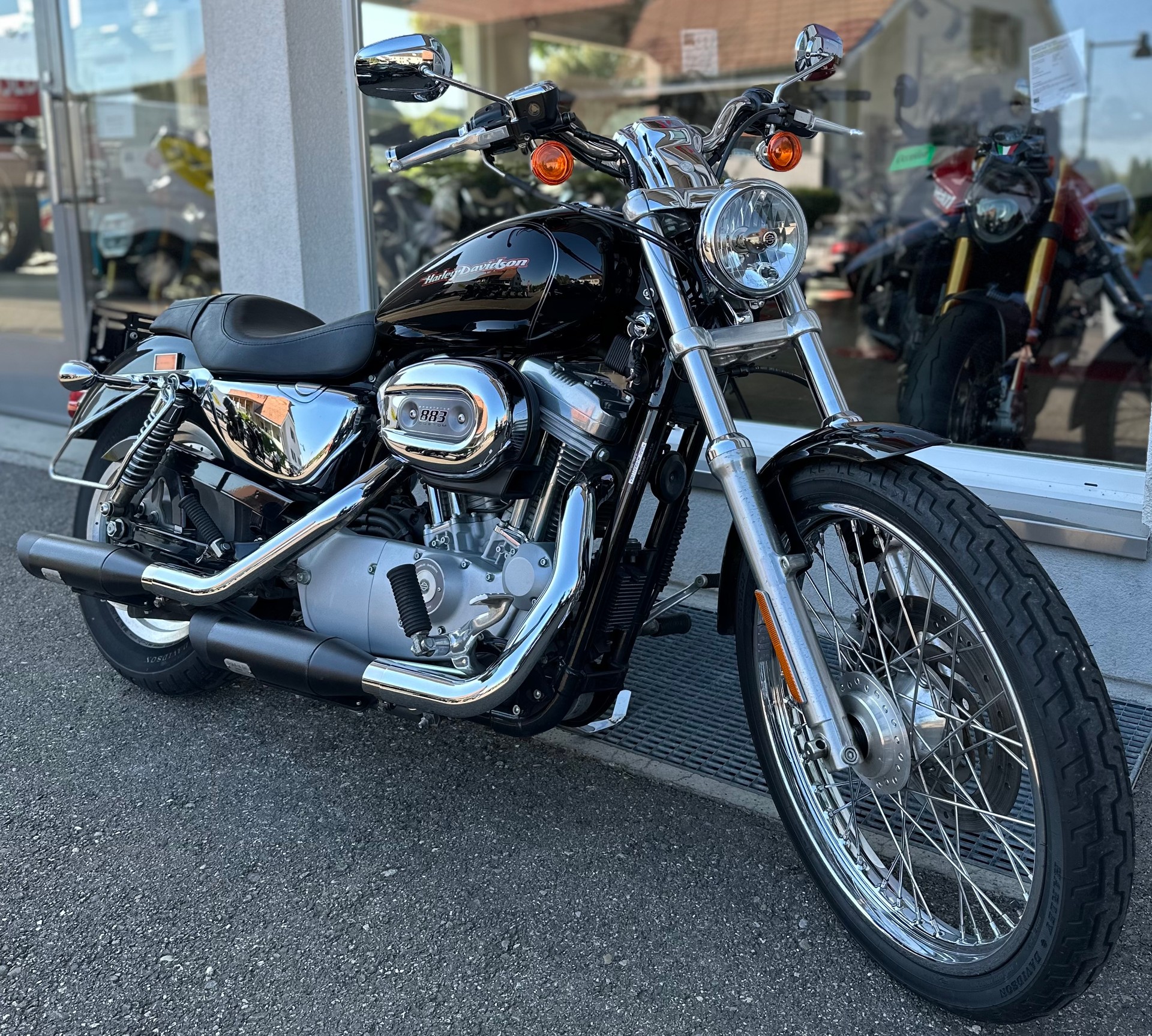 HARLEY-DAVIDSON XL 883 C Sportster Custom-showroom-element-3