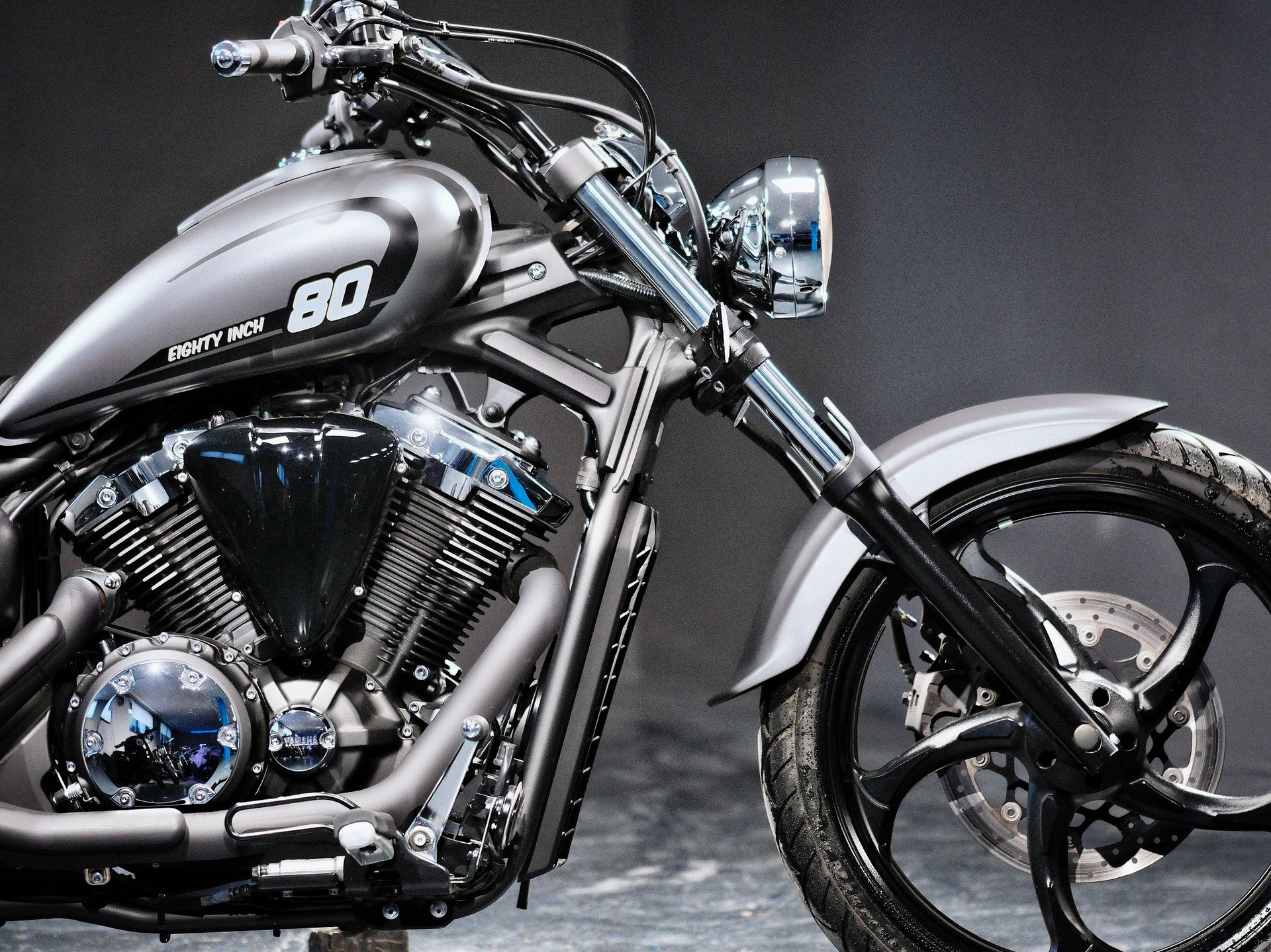 YAMAHA XVS 1300 Custom-image-7