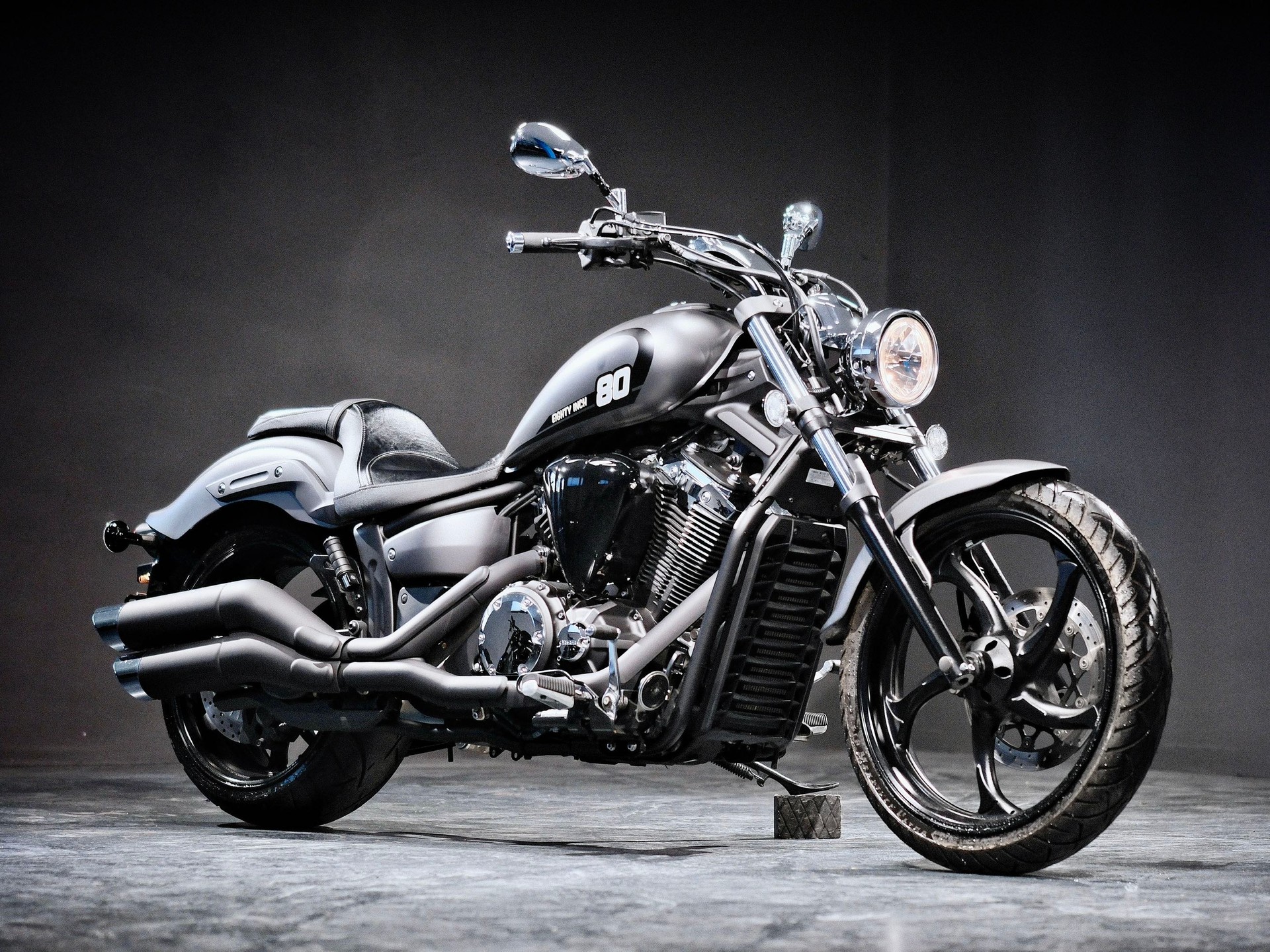 YAMAHA XVS 1300 Custom-image-0