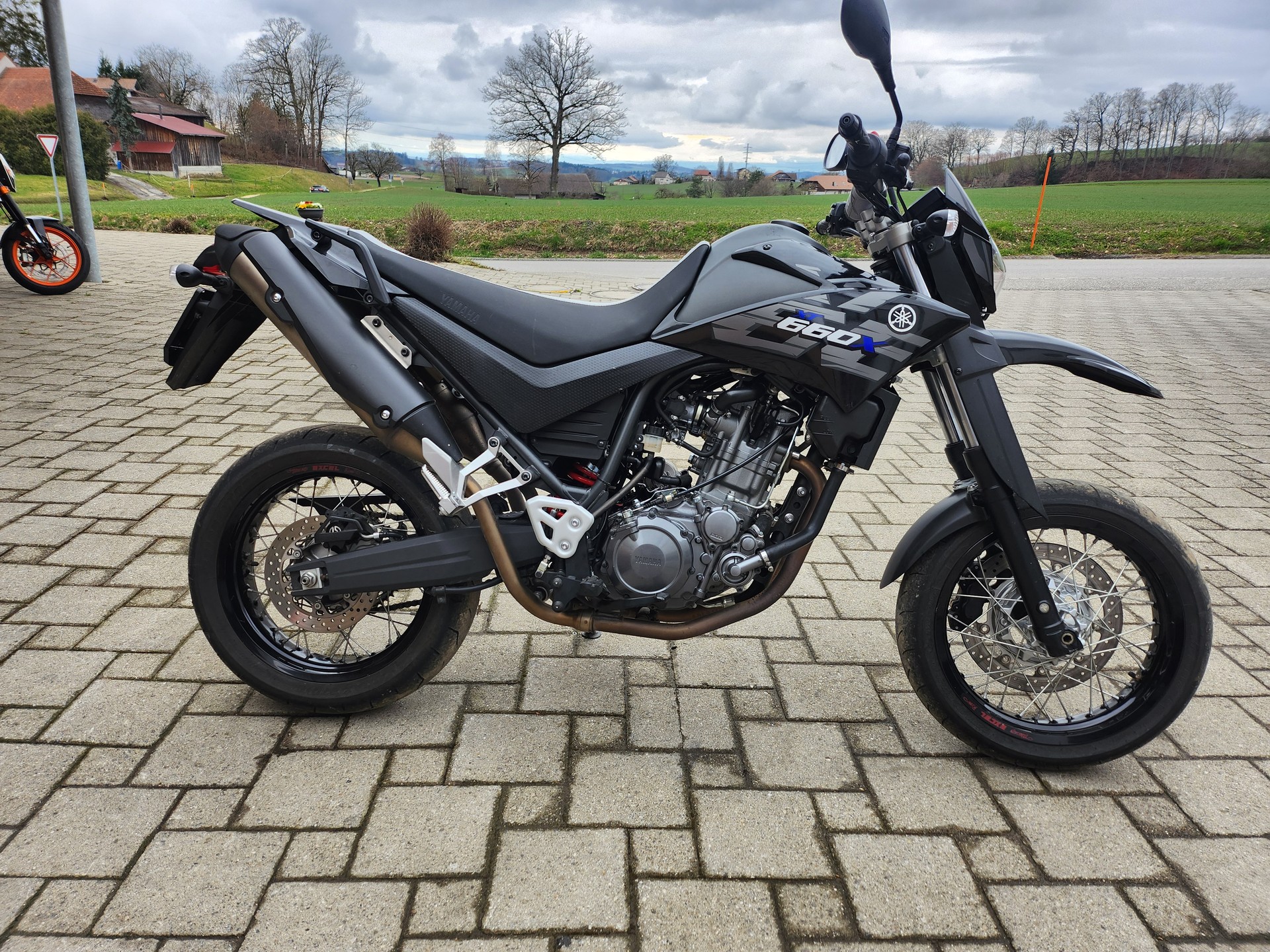 YAMAHA XT 660 X Supermotard (25kW)