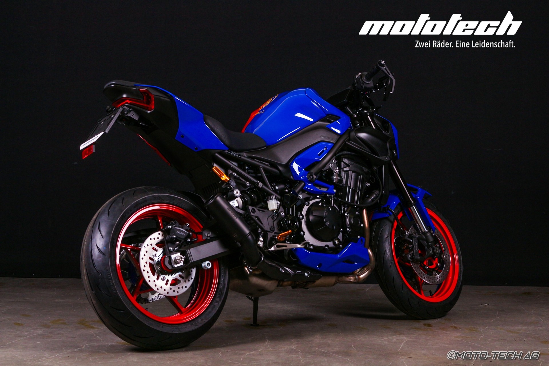 KAWASAKI Z 900 (70kW)-showroom-element-2