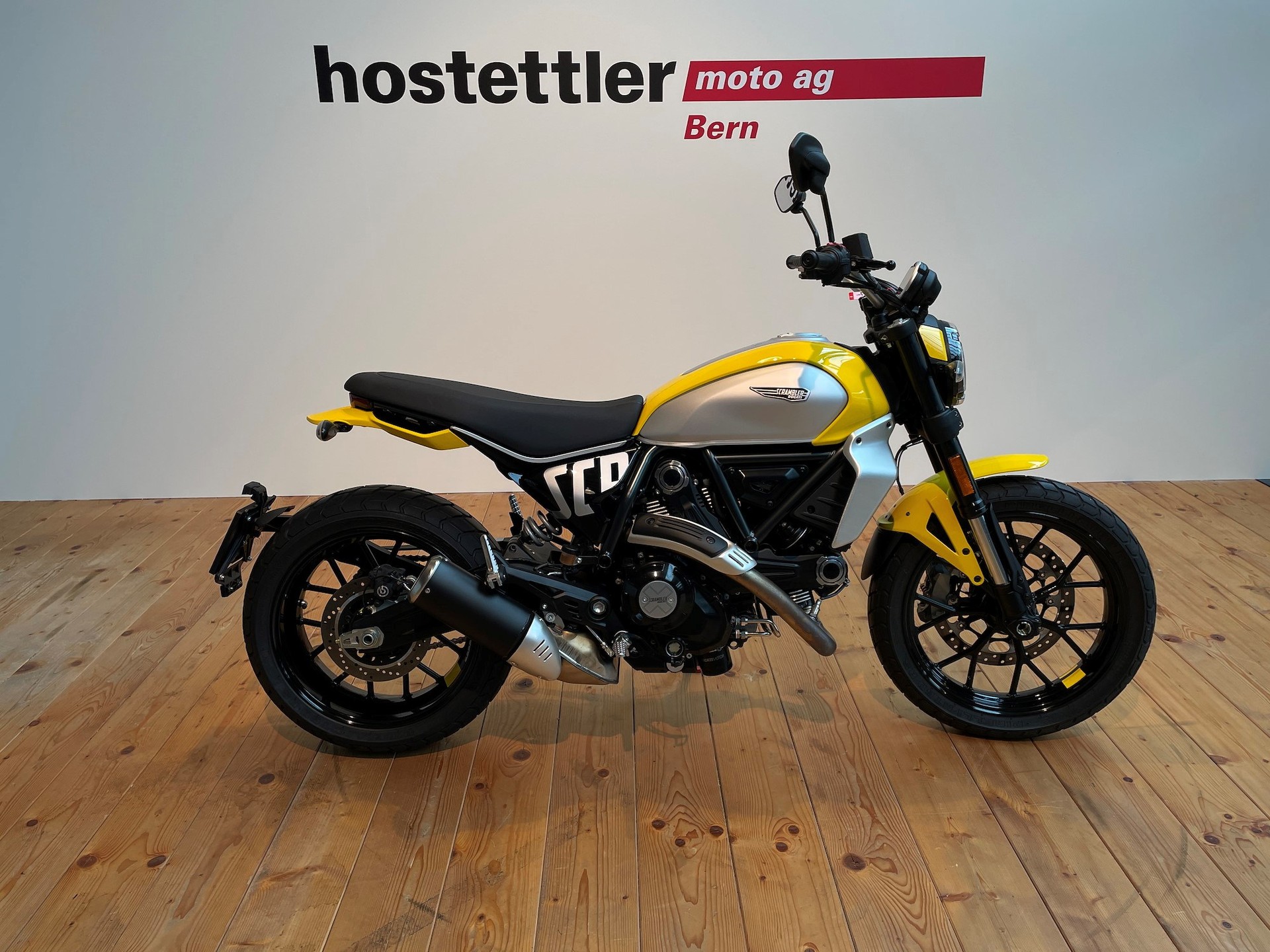 DUCATI SCRAMBLER 803 ABS-showroom-element-1