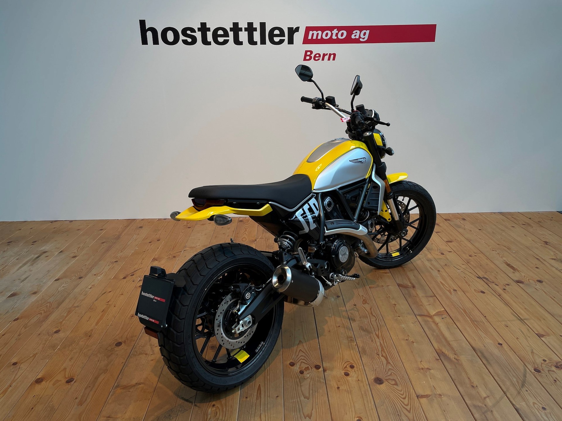 DUCATI SCRAMBLER 803 ABS-showroom-element-2