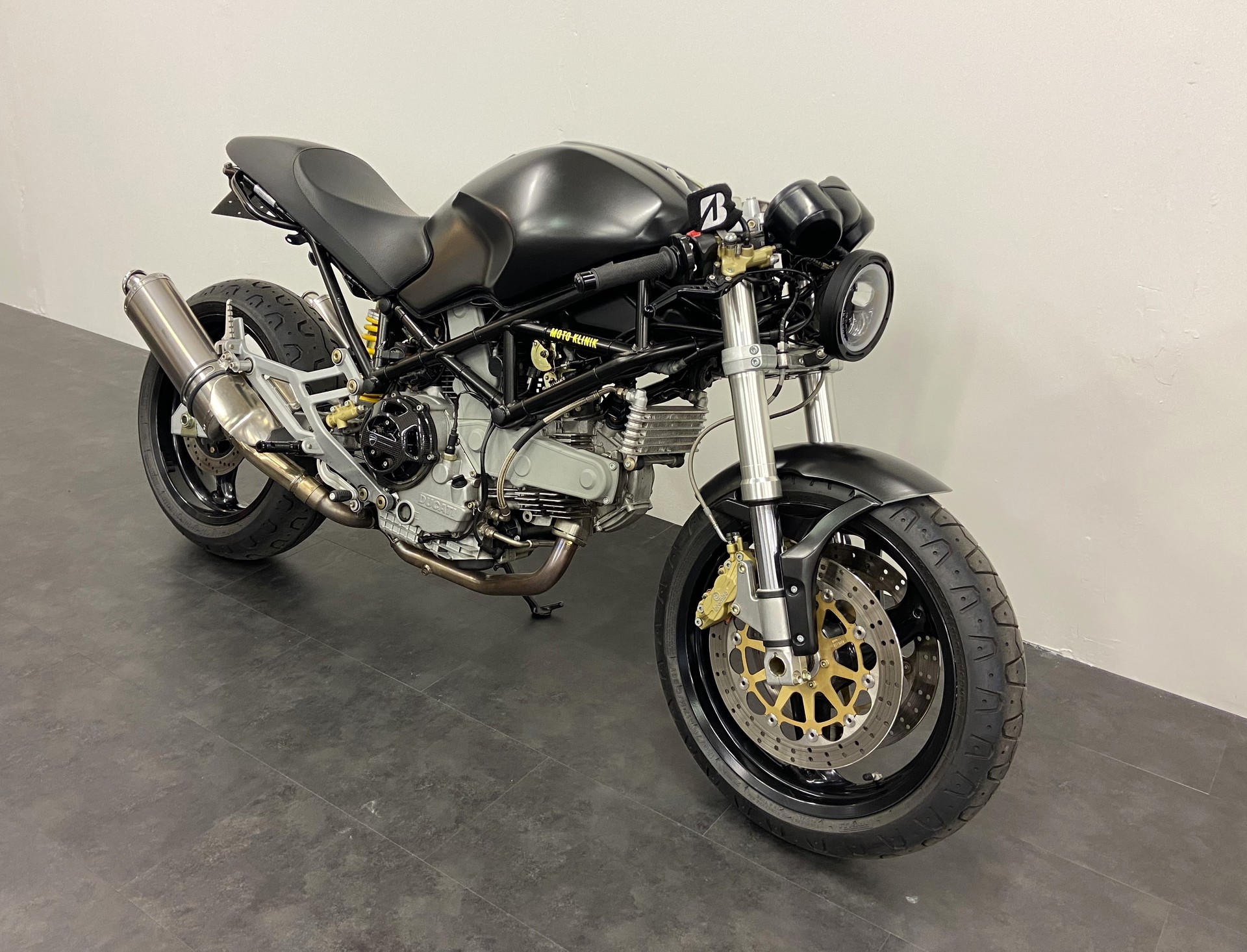 DUCATI Monster 900 i.e Special Cafe Racer