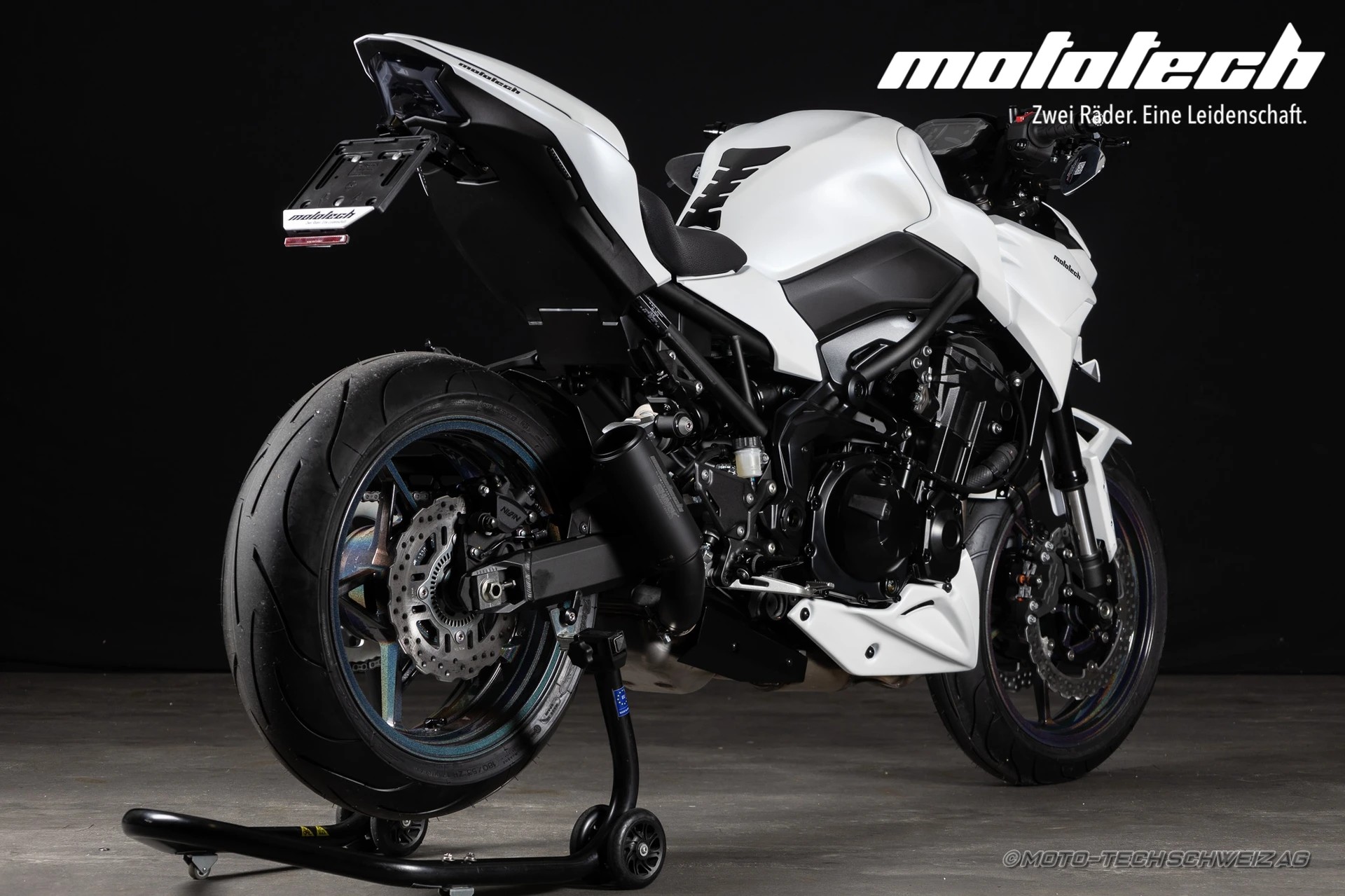 KAWASAKI Z 900 GHOST EDITION (35kW) STAGE 1 / SHARK-showroom-element-2