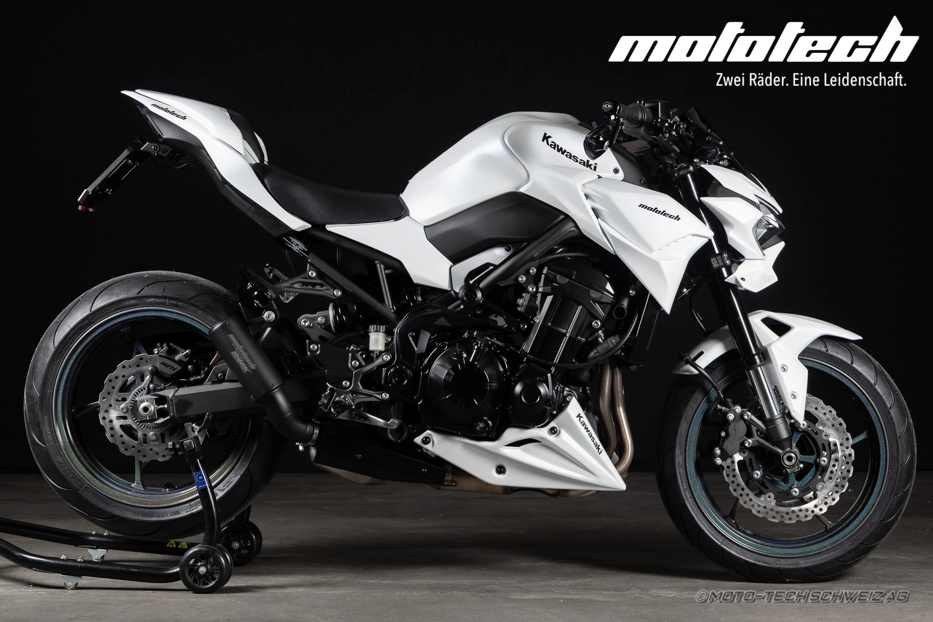 KAWASAKI Z 900 GHOST EDITION (35kW) STAGE 1 / SHARK-showroom-element-1