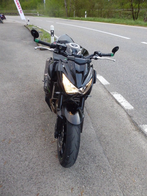 KAWASAKI Z 800 ABS-showroom-element-1