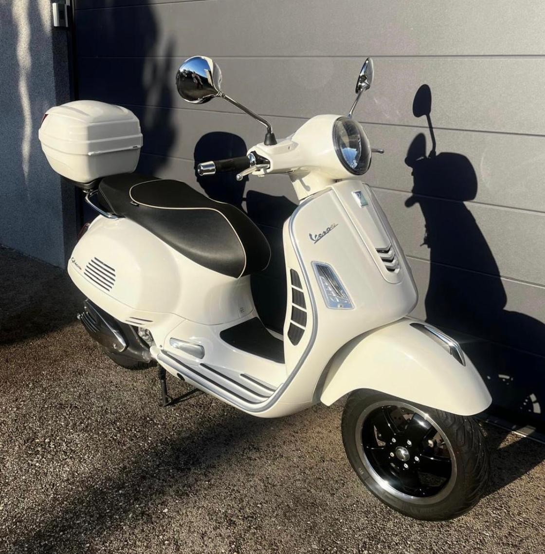 PIAGGIO Vespa GTS Super 125 i.e. ABS