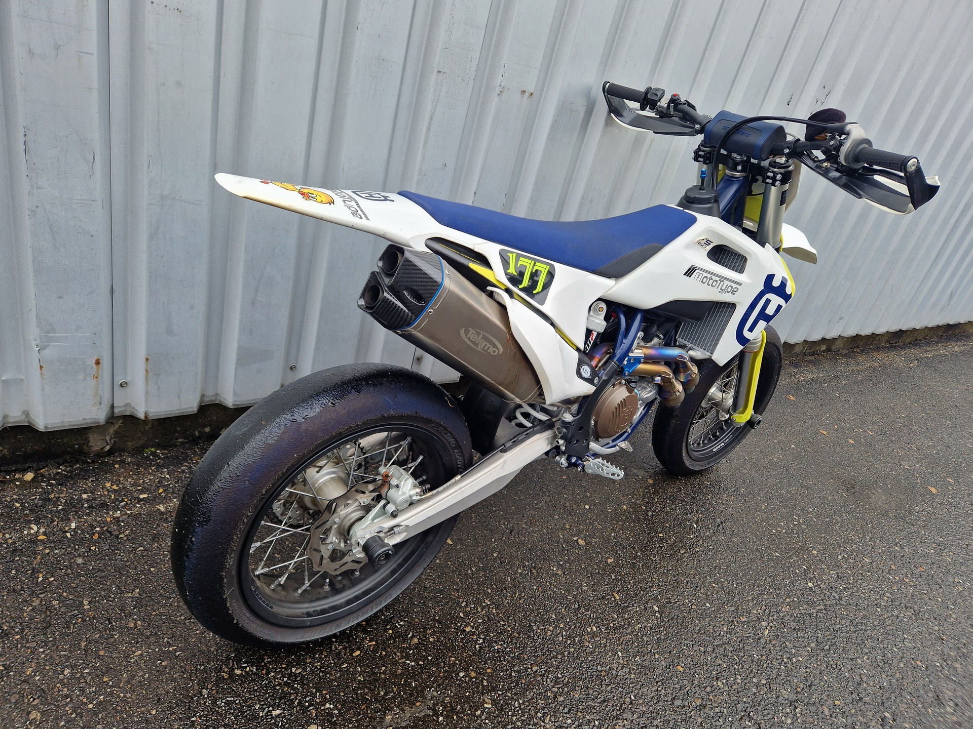 HUSQVARNA FS 450 SUPERMOTO KUNDENAUFTRAG-showroom-element-3