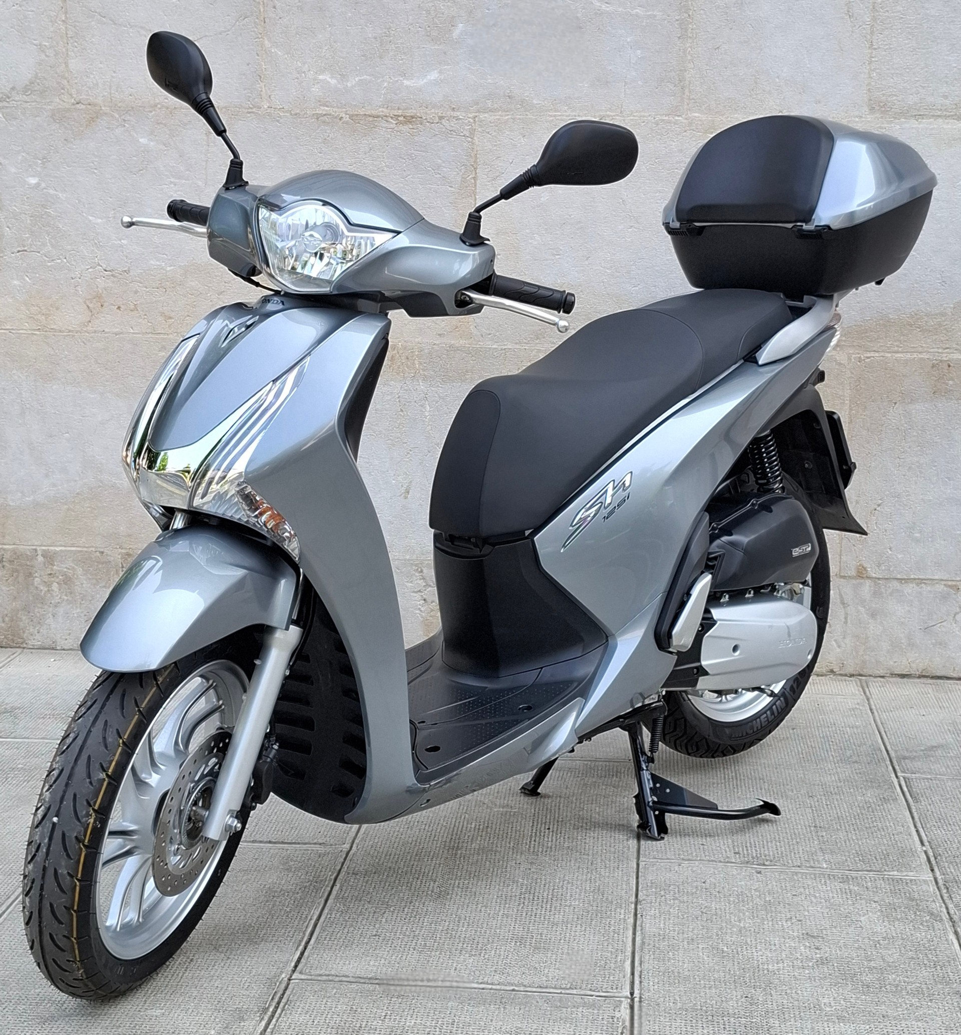 HONDA SH 125 i-showroom-element-3