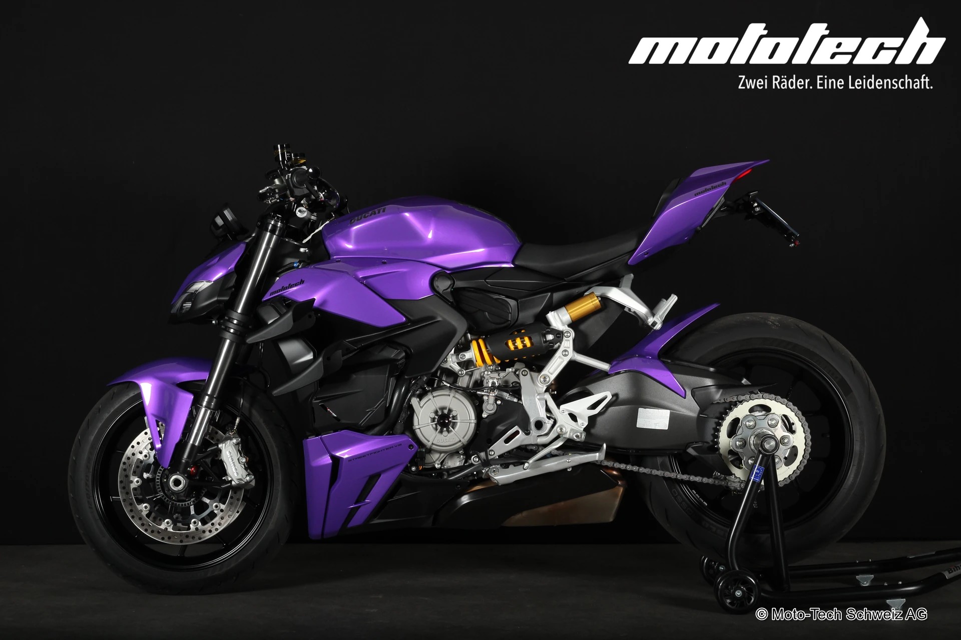 DUCATI Streetfighter V2-image-4