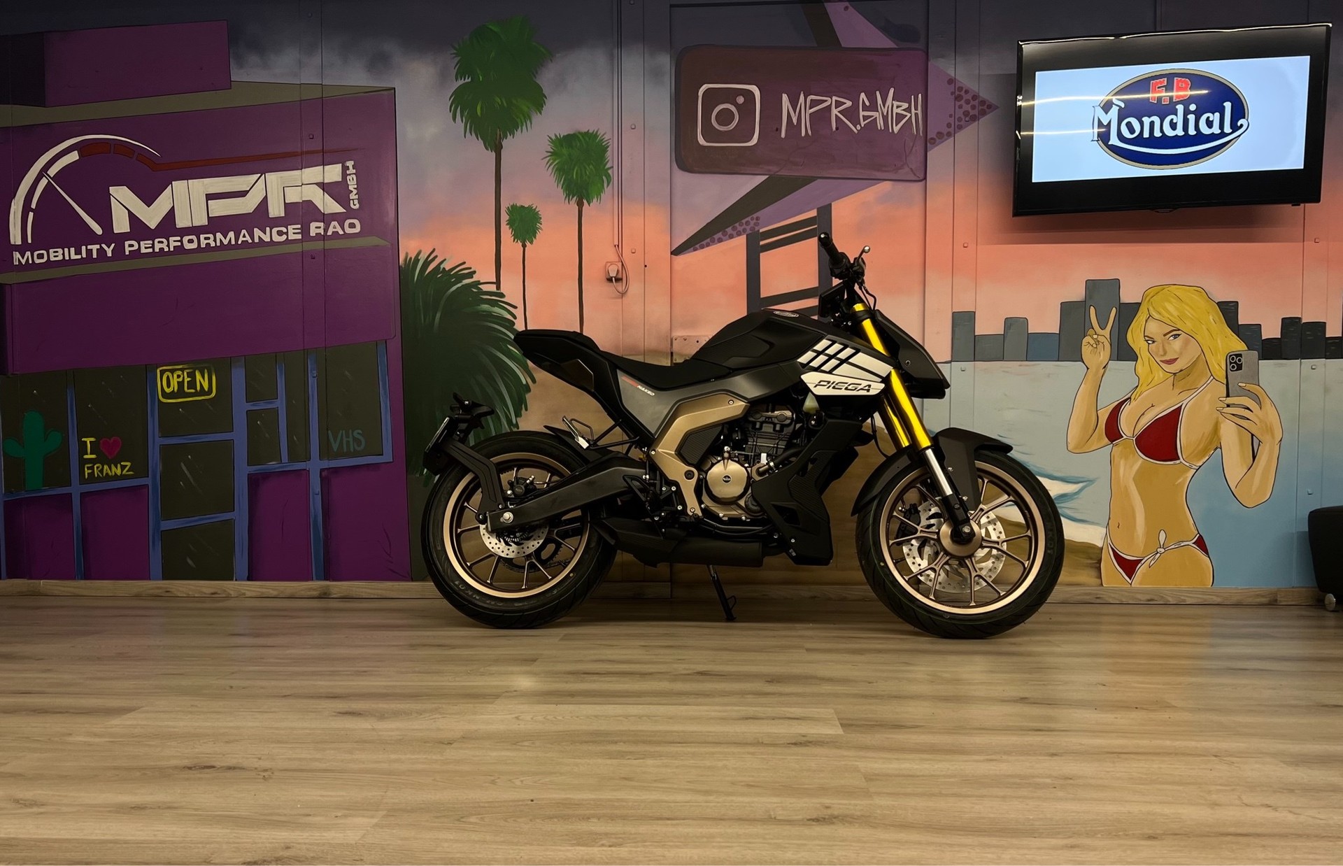 MONDIAL PIEGA 125CCM
