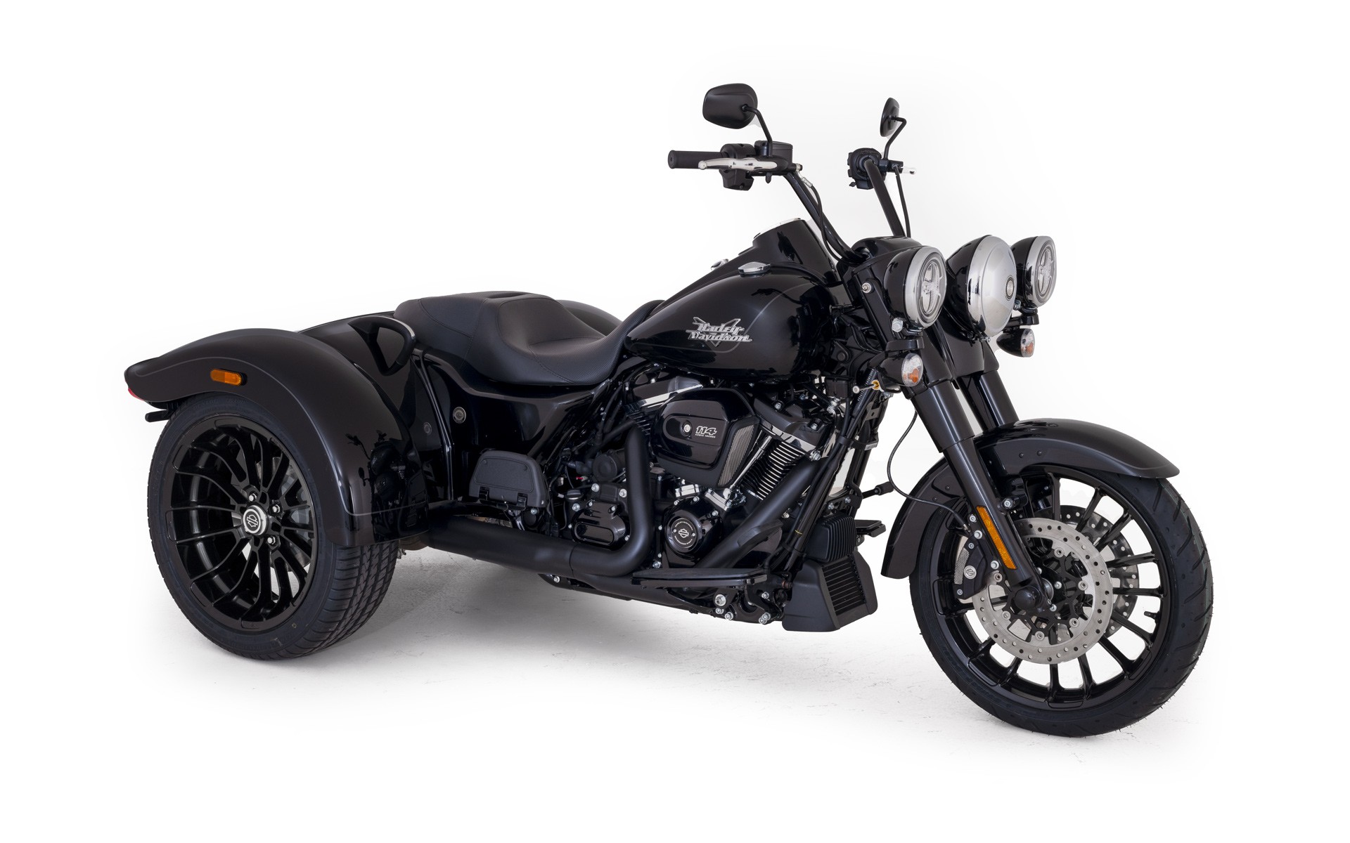 HARLEY-DAVIDSON FLRT Freewheeler 114