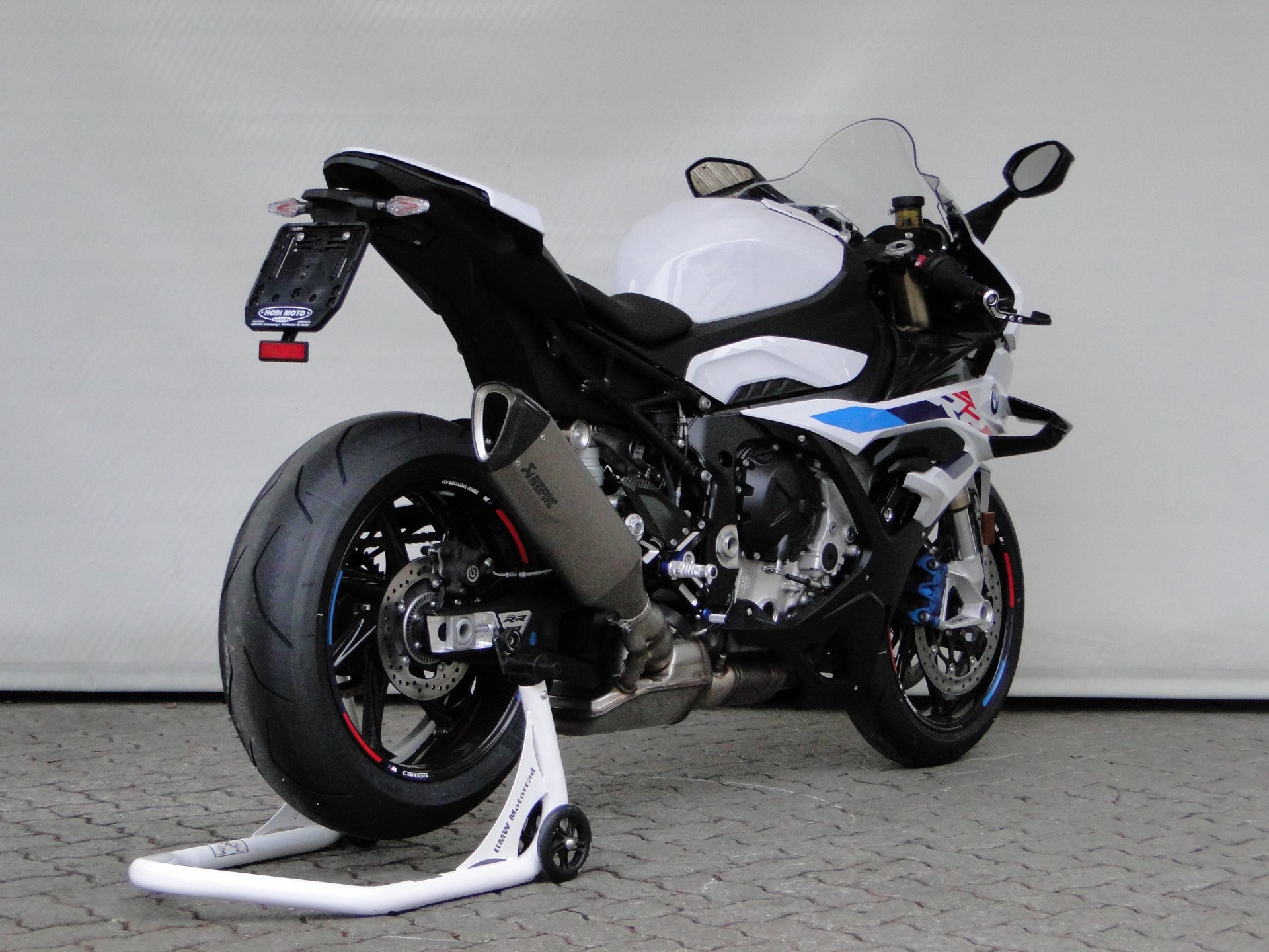 BMW S 1000 RR maximale Ausstattung-showroom-element-3