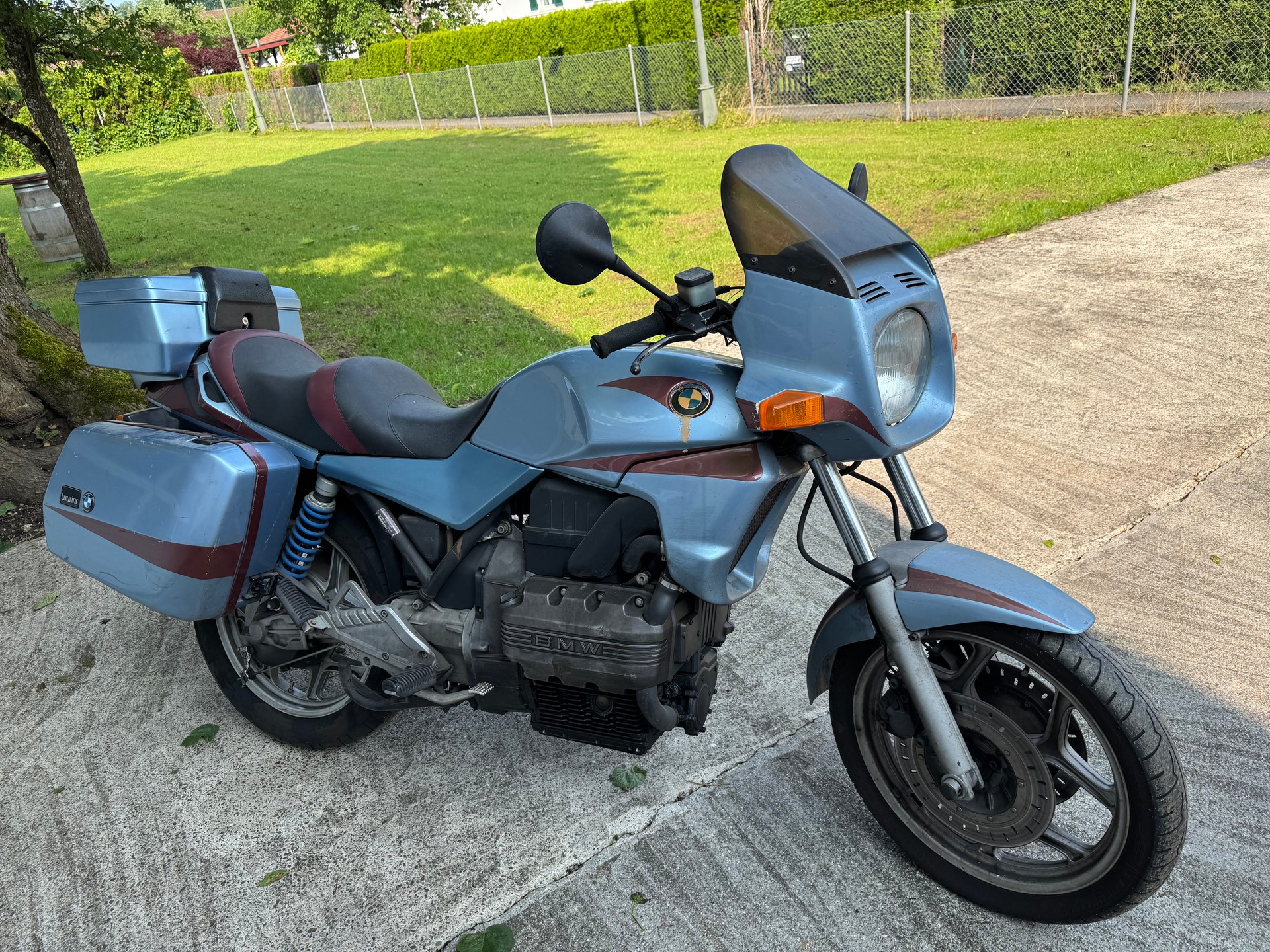 BMW 1986 / café racer ?