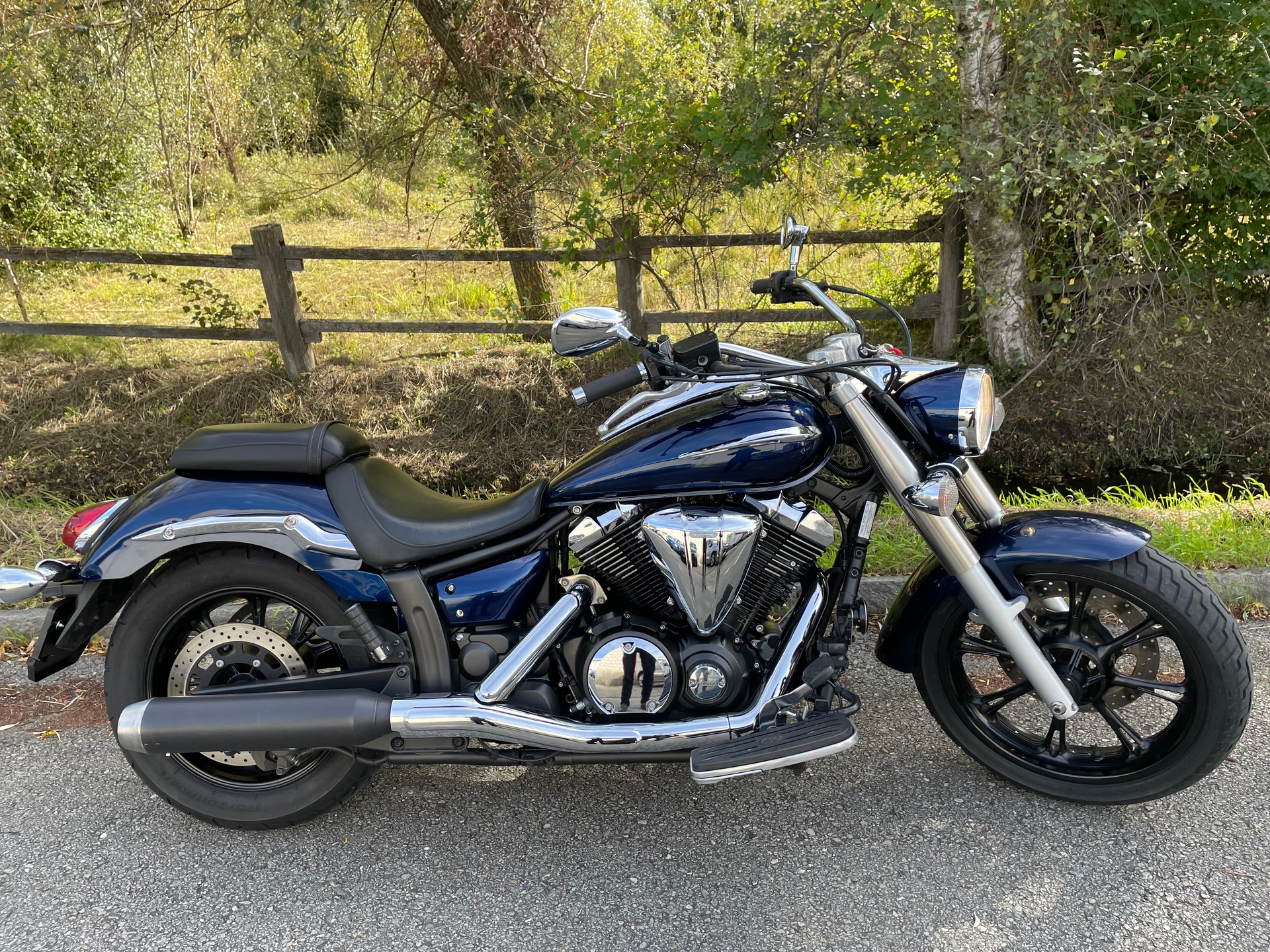 YAMAHA XVS 950 A Midnight Star (Version -35kW möglich)