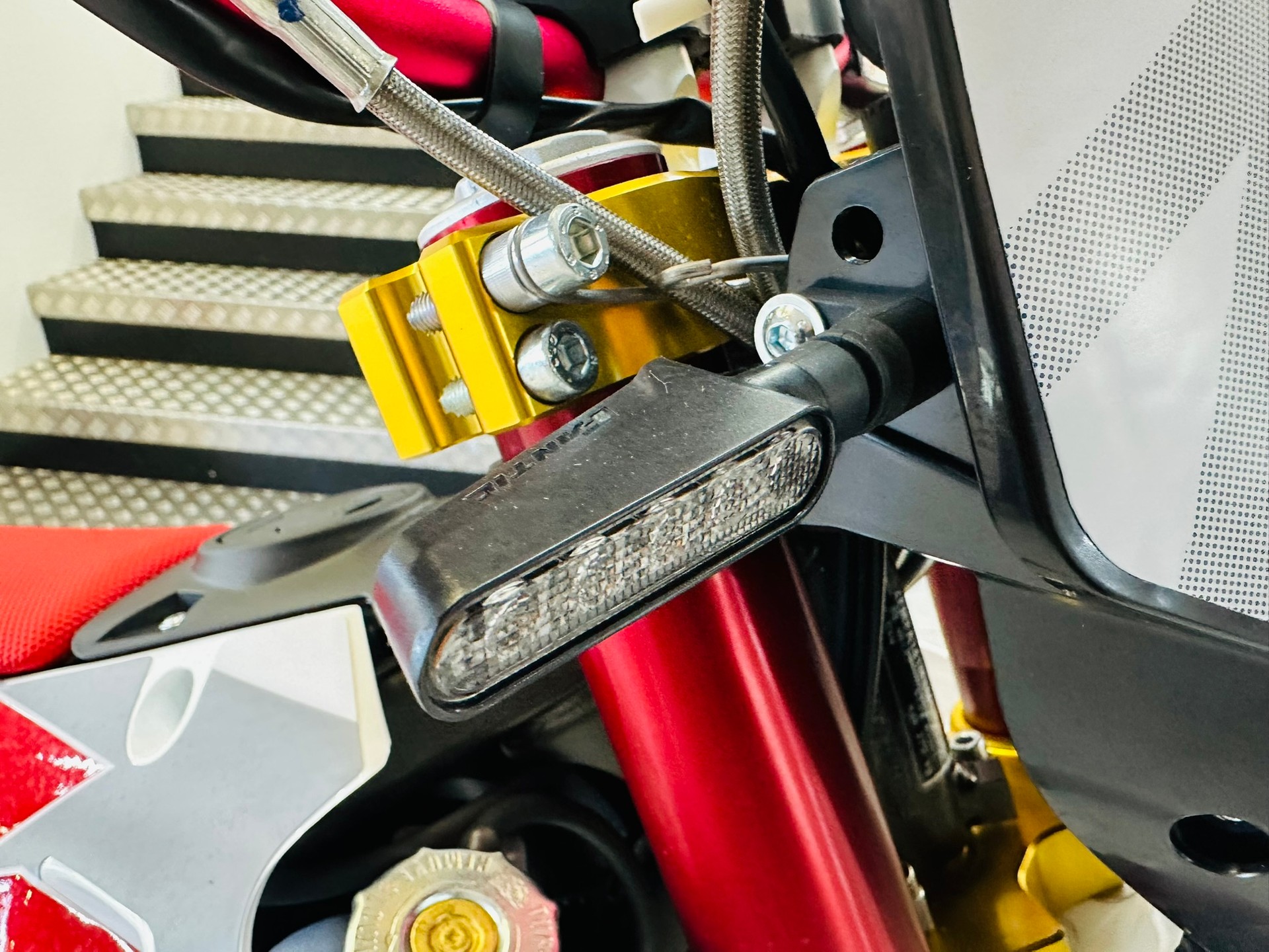 FANTIC XMF 125 Motard Competition-showroom-element-1