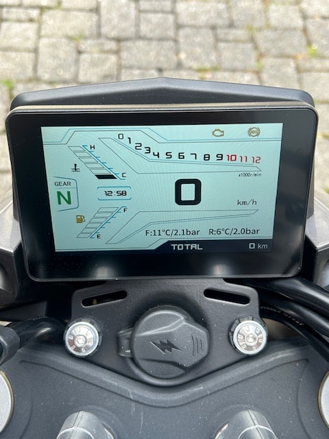 QJ SRK125S-image-4