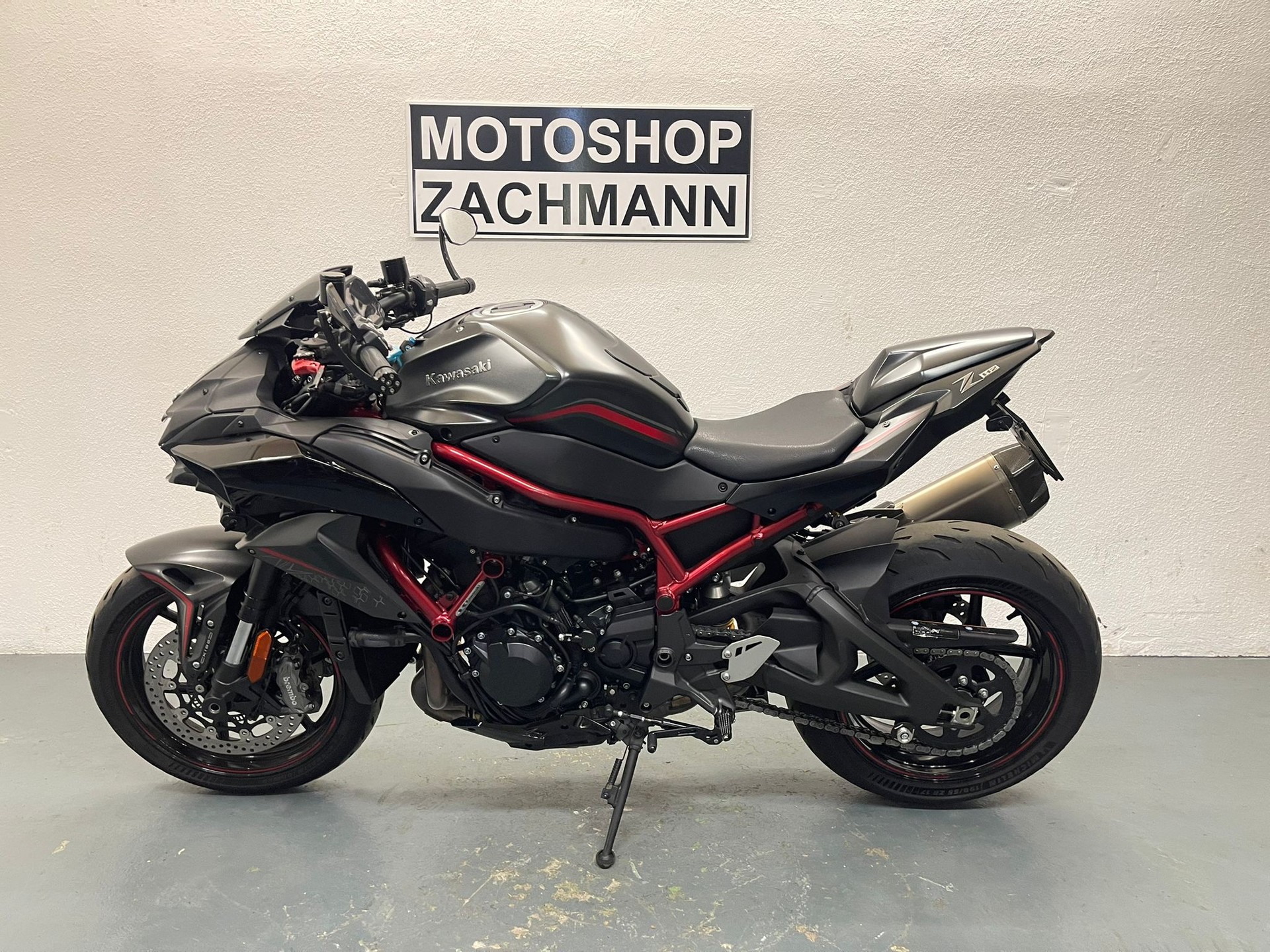 KAWASAKI Z H2 Performance-showroom-element-3