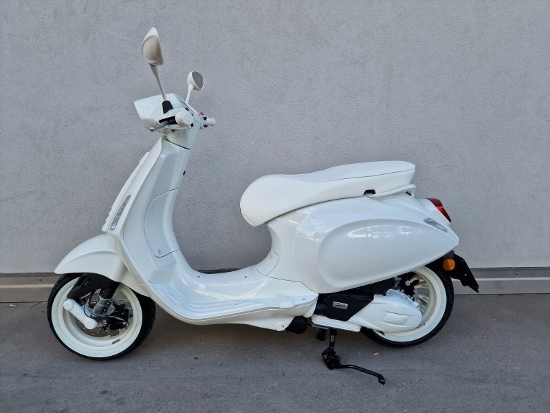 PIAGGIO Vespa Sprint 125 Sport-image-1