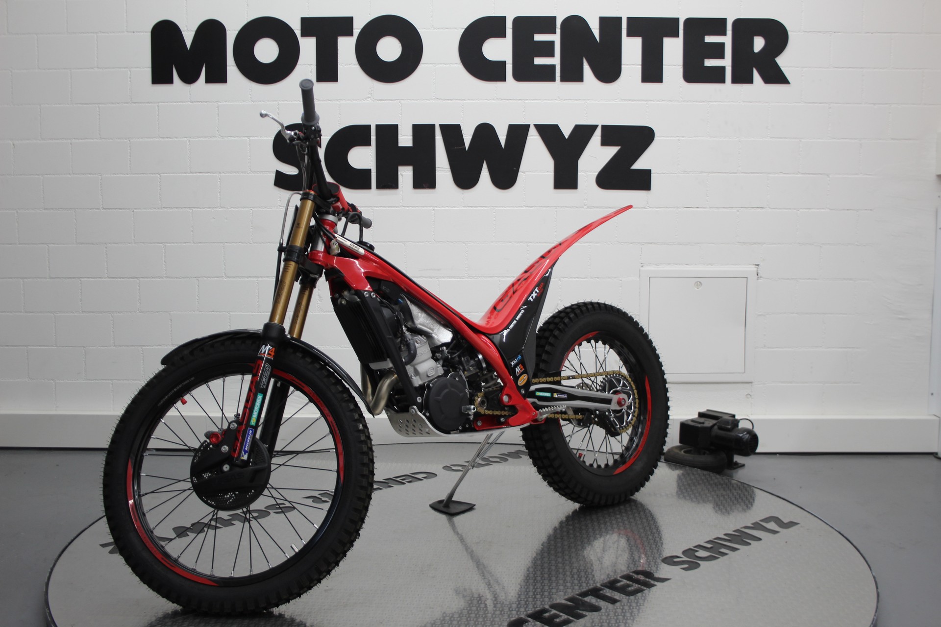 GASGAS TXT GP 300-showroom-element-3