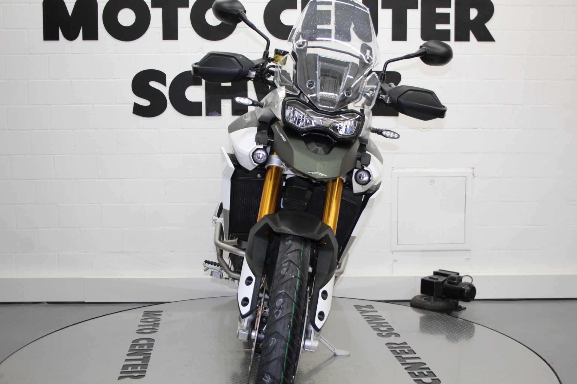 TRIUMPH Tiger 900 Rally Pro-showroom-element-3