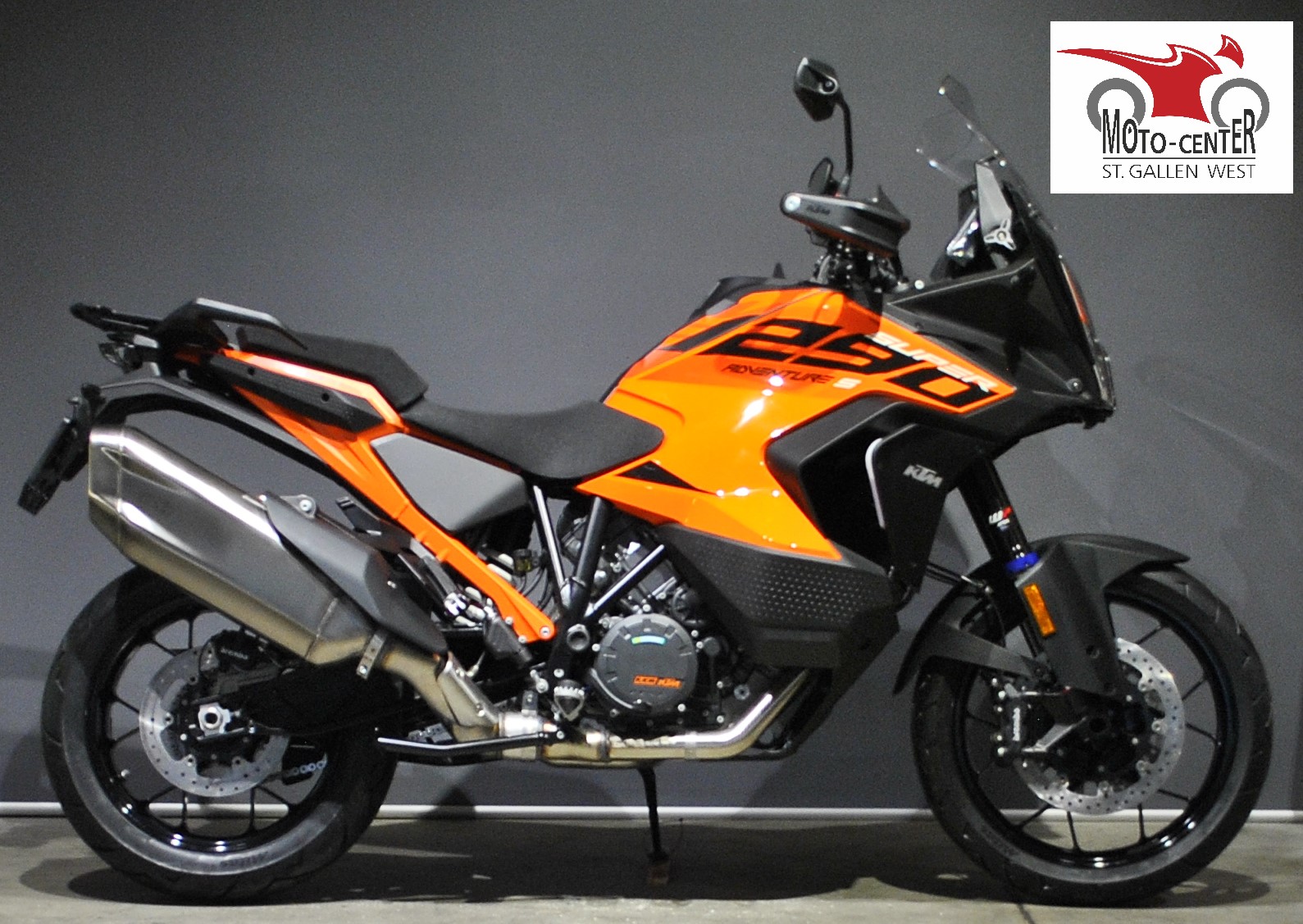 KTM 1290 Super Adventure S-showroom-element-1