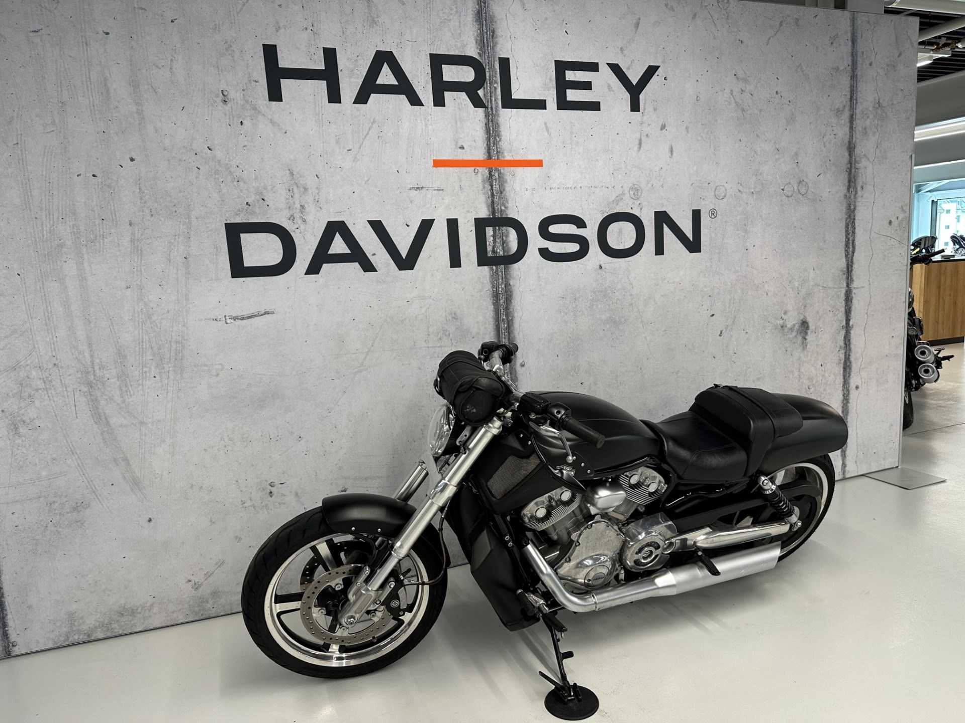HARLEY-DAVIDSON VRSCF 1250 V-Rod Muscle-image-5