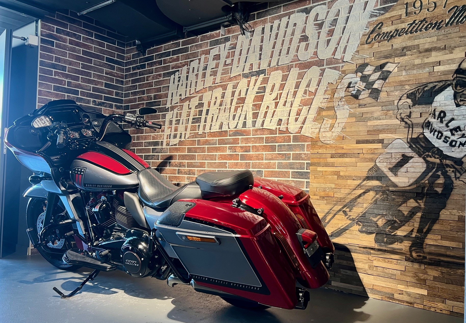 HARLEY-DAVIDSON FLTRXSE Road Glide Special 117 CVO-showroom-element-3